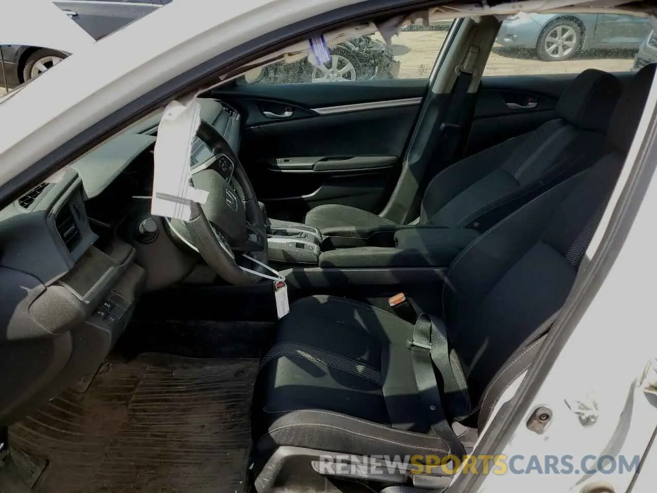 7 Photograph of a damaged car 2HGFC2F62LH574139 HONDA CIVIC 2020