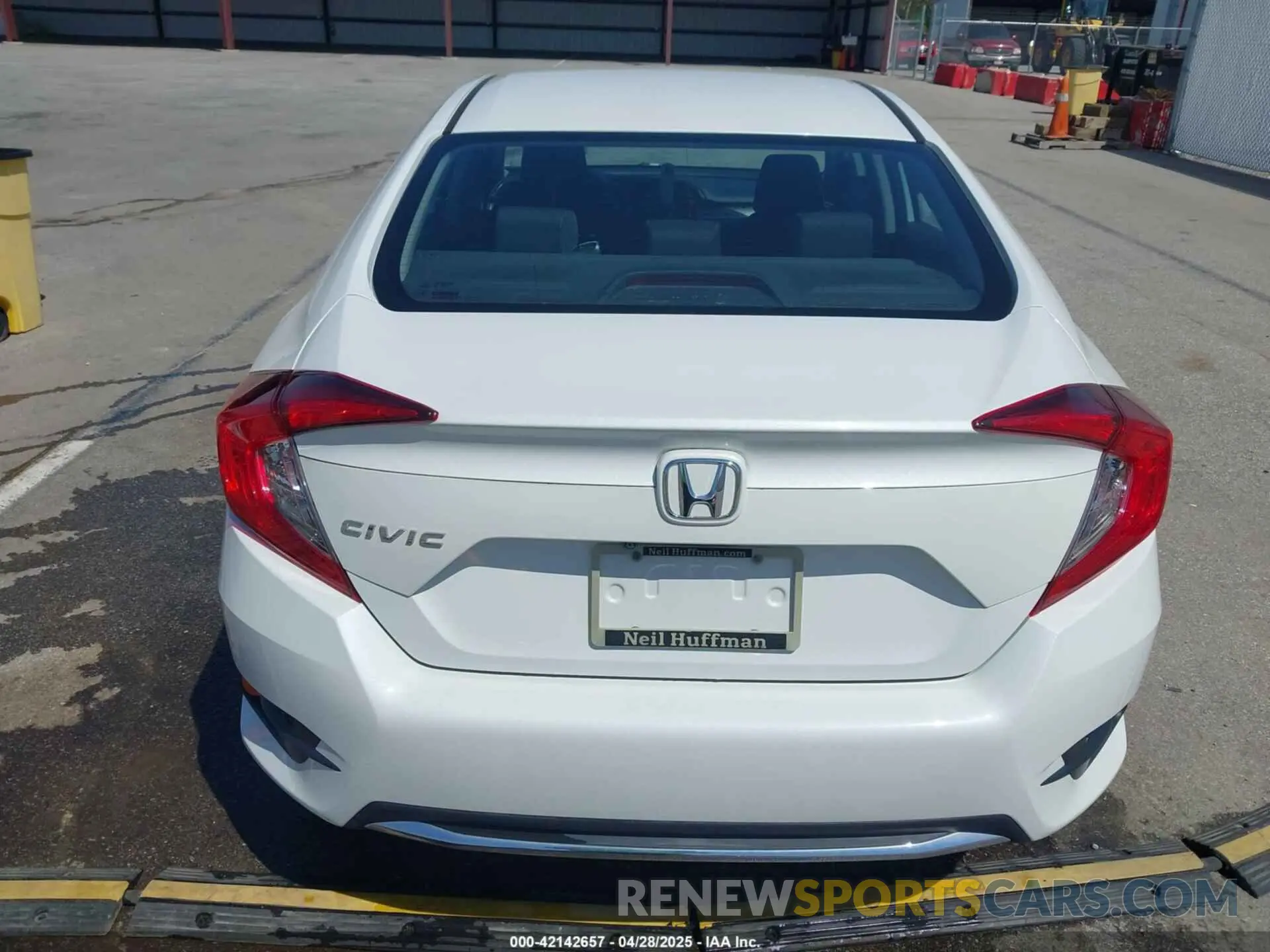 12 Photograph of a damaged car 2HGFC2F63LH521000 HONDA CIVIC 2020