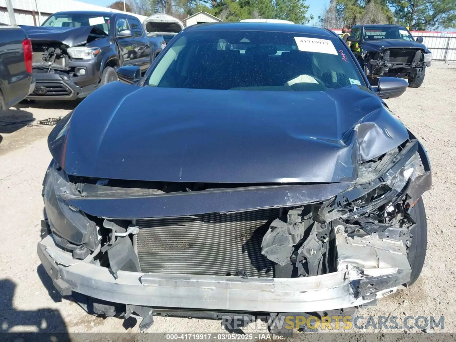13 Photograph of a damaged car 2HGFC2F63LH550576 HONDA CIVIC 2020