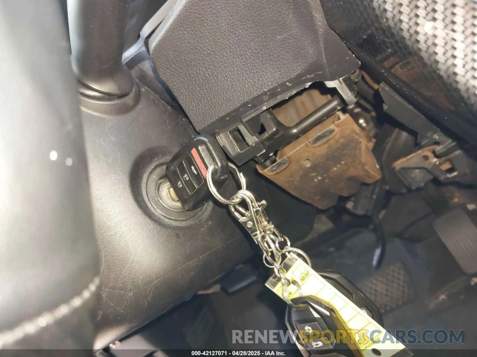 11 Photograph of a damaged car 2HGFC2F63LH563327 HONDA CIVIC 2020