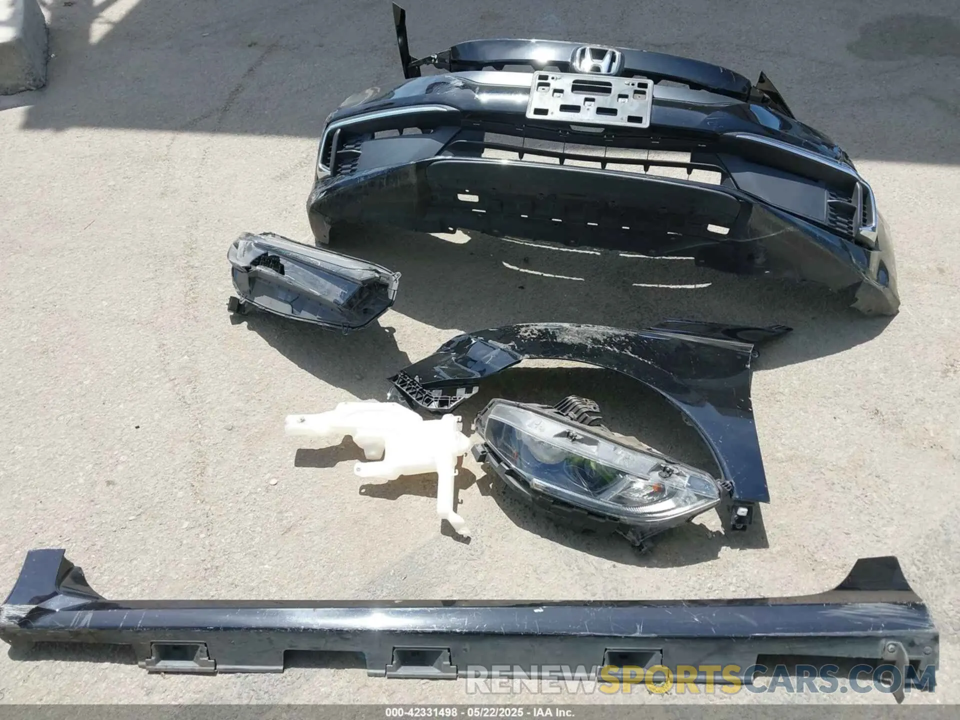 12 Photograph of a damaged car 2HGFC2F64LH510605 HONDA CIVIC 2020