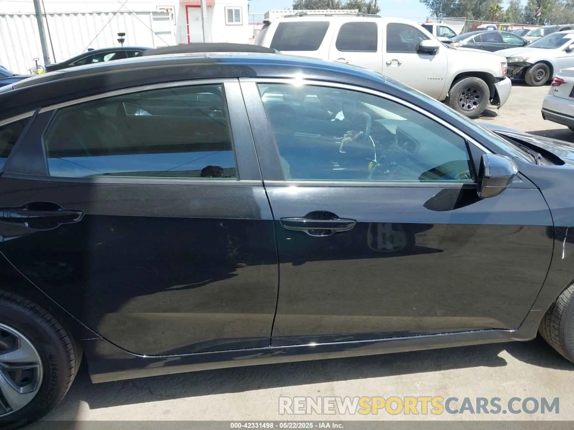 14 Photograph of a damaged car 2HGFC2F64LH510605 HONDA CIVIC 2020