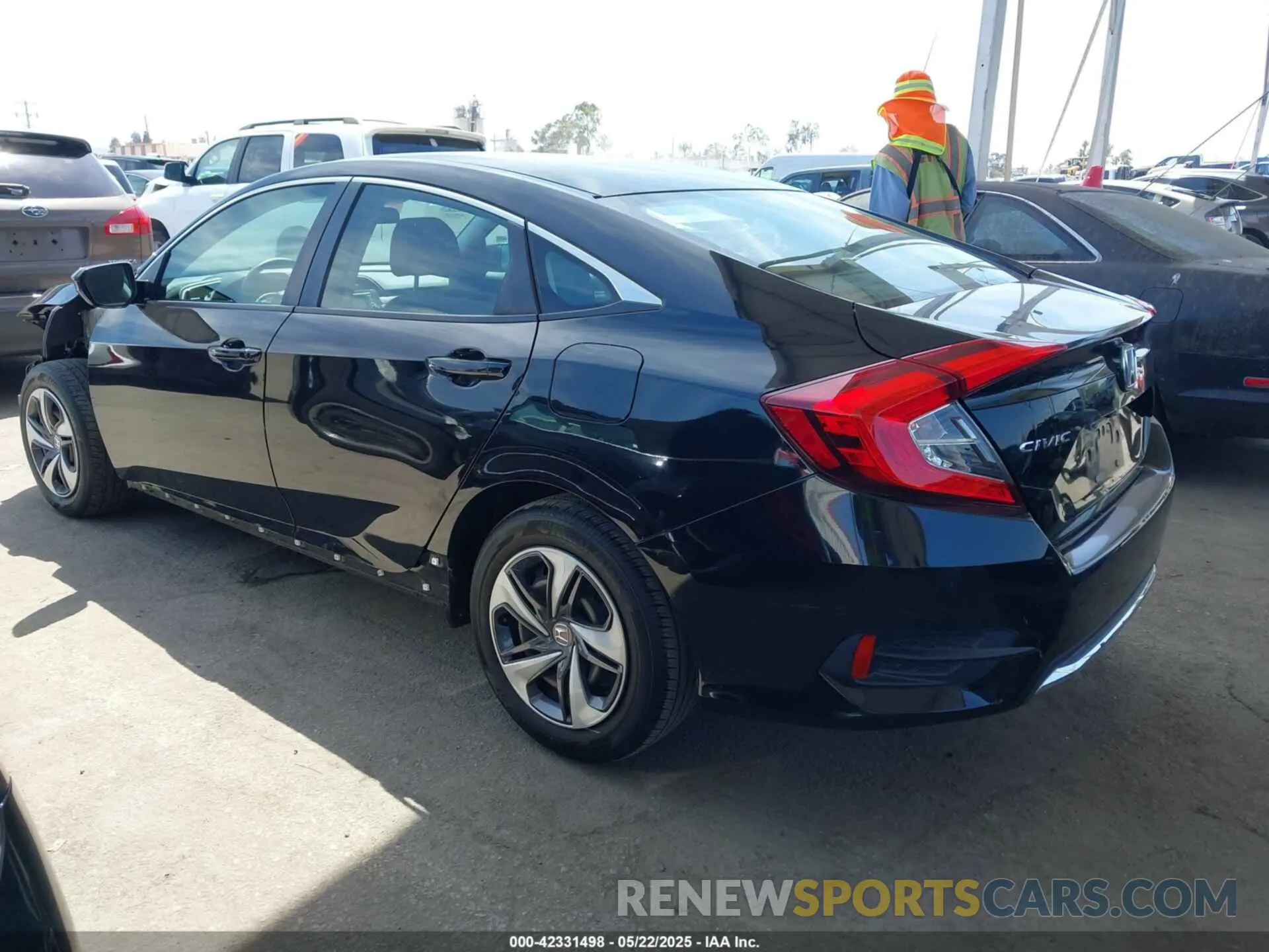 3 Photograph of a damaged car 2HGFC2F64LH510605 HONDA CIVIC 2020