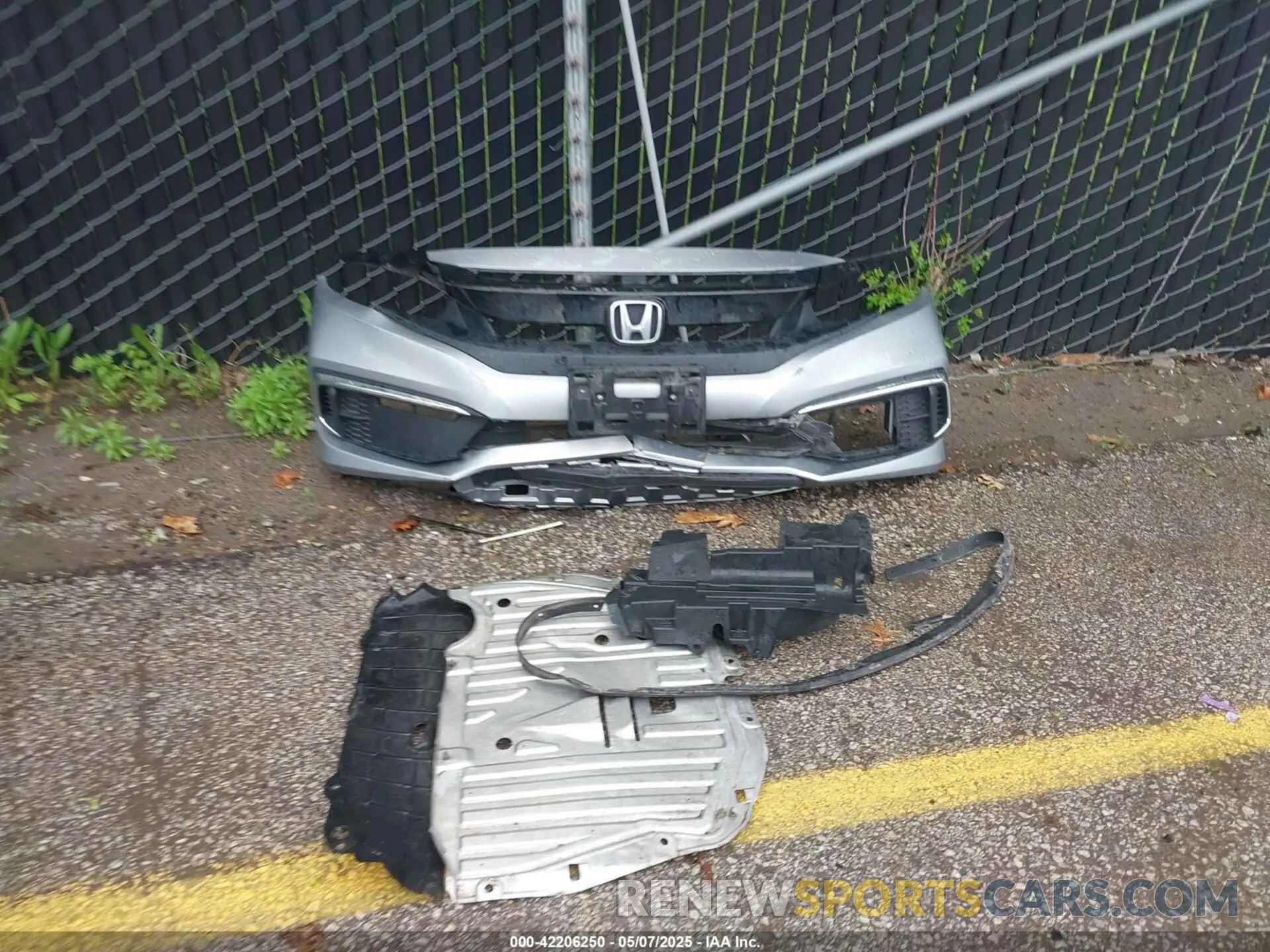 12 Photograph of a damaged car 2HGFC2F64LH516064 HONDA CIVIC 2020