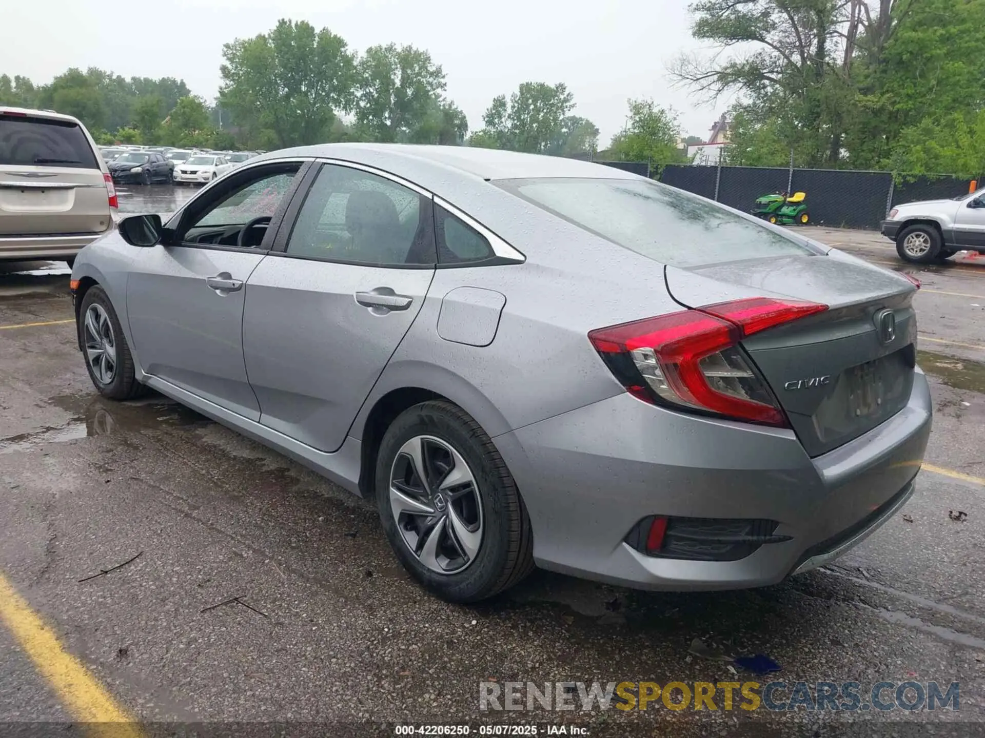 3 Photograph of a damaged car 2HGFC2F64LH516064 HONDA CIVIC 2020