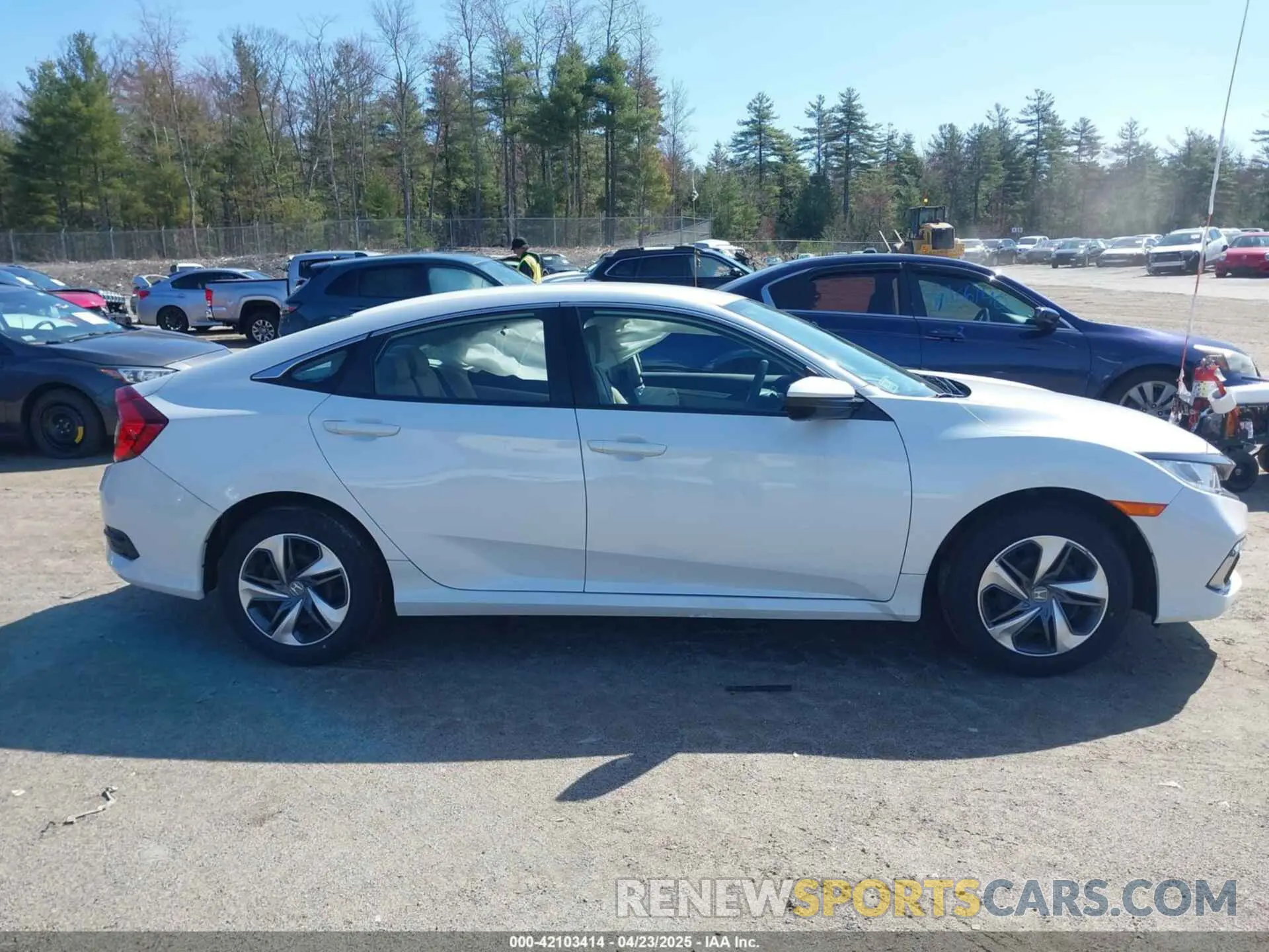 14 Photograph of a damaged car 2HGFC2F64LH578421 HONDA CIVIC 2020