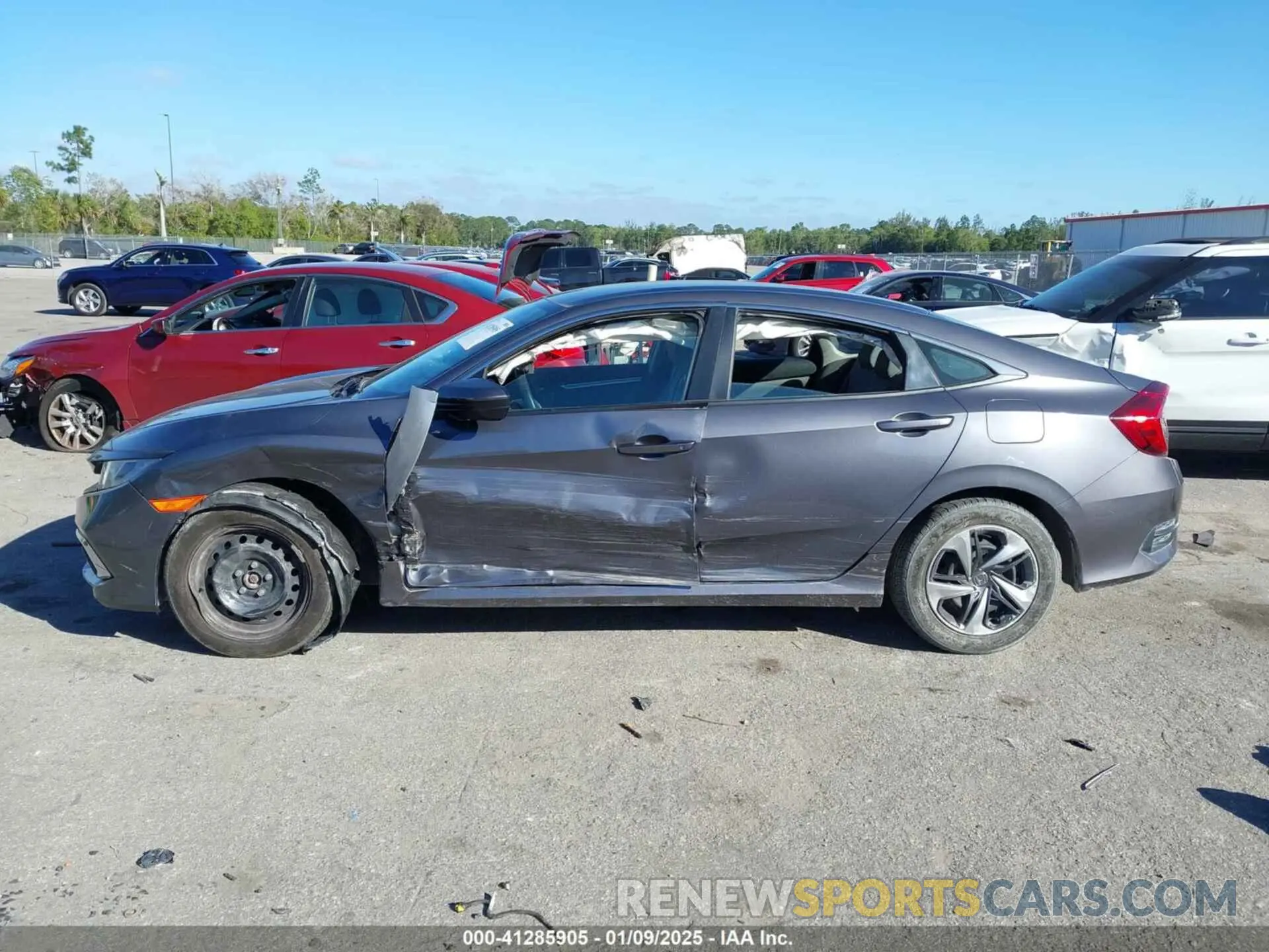 14 Photograph of a damaged car 2HGFC2F64LH581786 HONDA CIVIC 2020