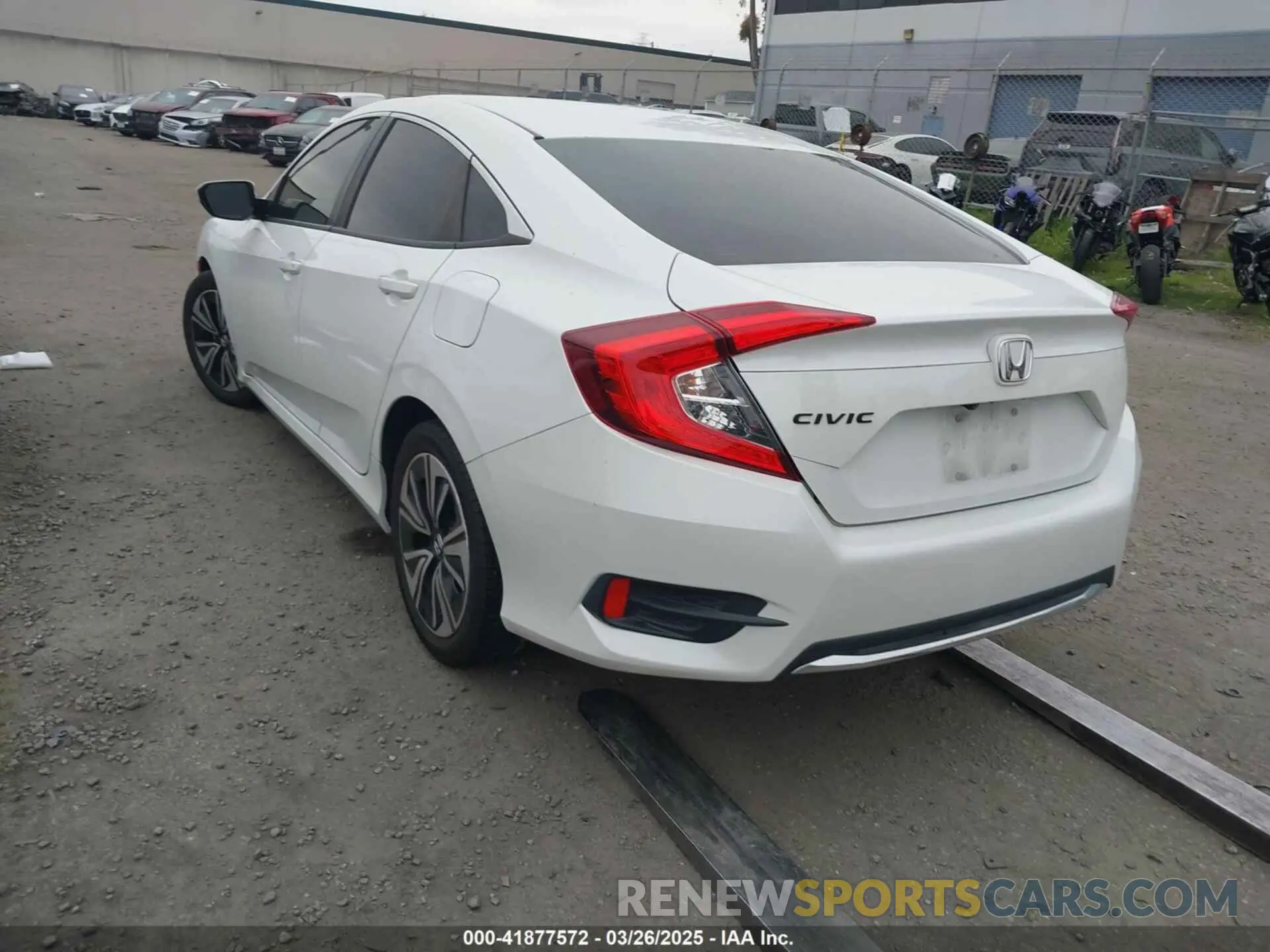 3 Photograph of a damaged car 2HGFC2F64LH593100 HONDA CIVIC 2020
