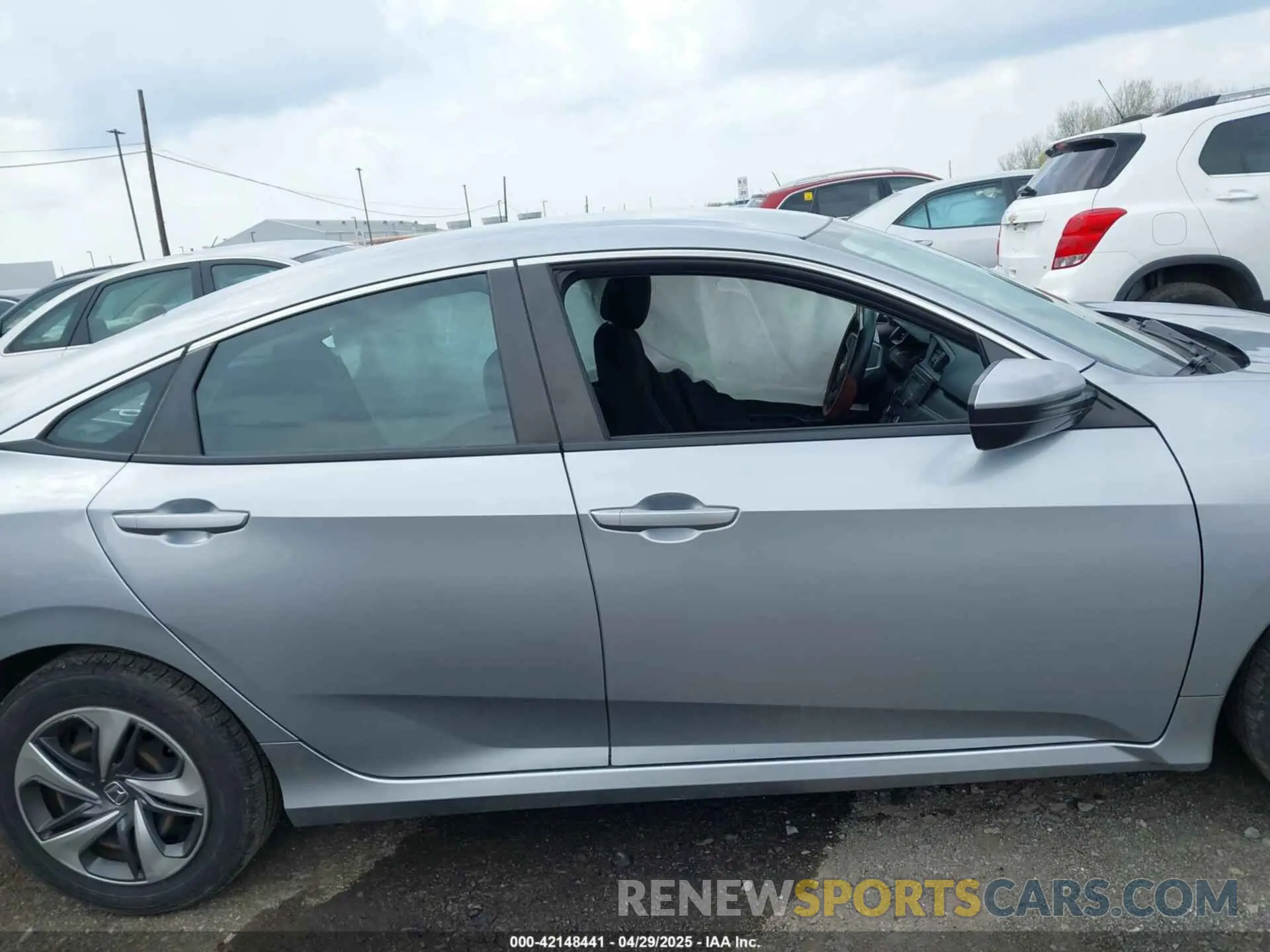 13 Photograph of a damaged car 2HGFC2F65LH544133 HONDA CIVIC 2020