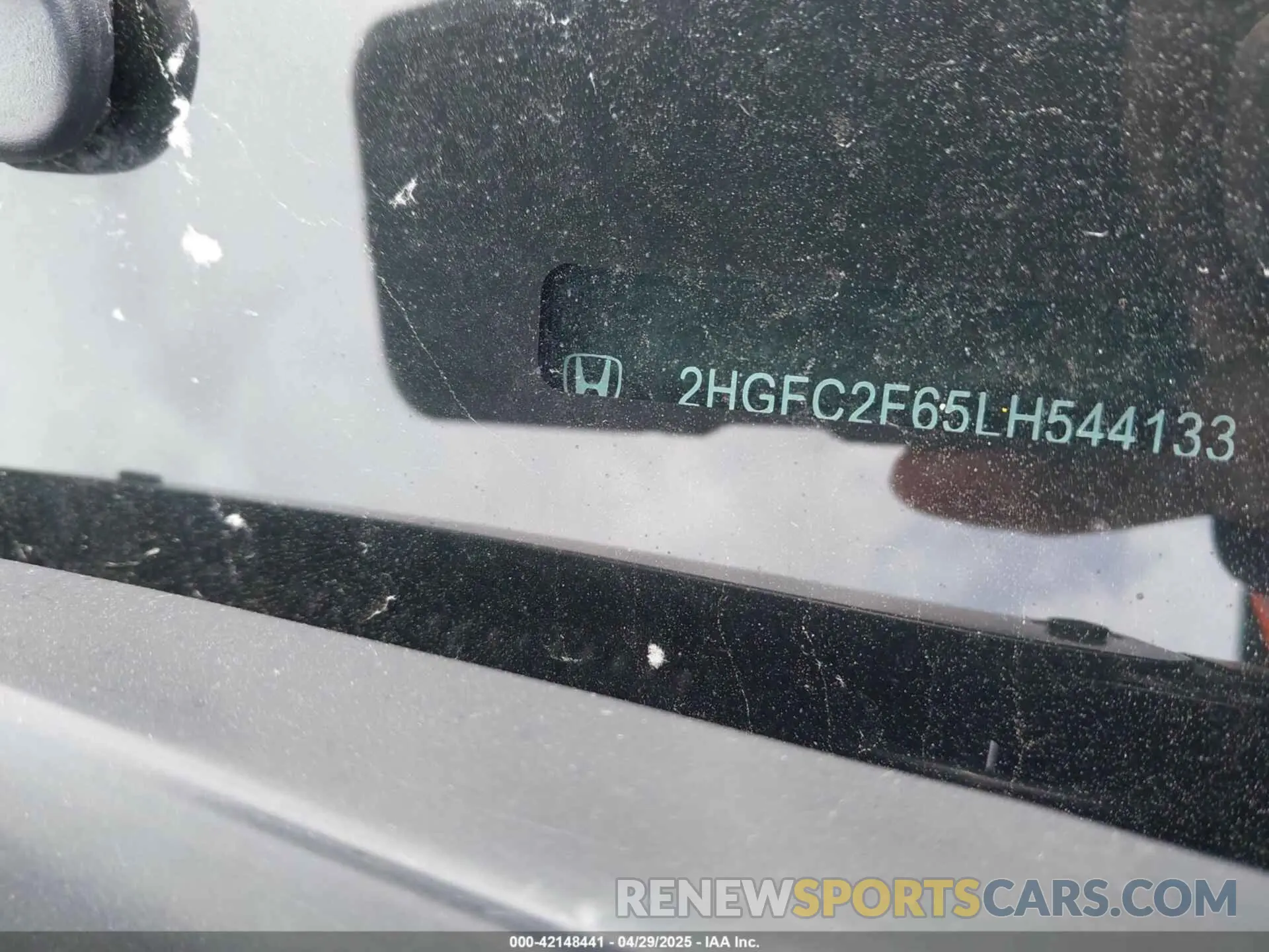 9 Photograph of a damaged car 2HGFC2F65LH544133 HONDA CIVIC 2020