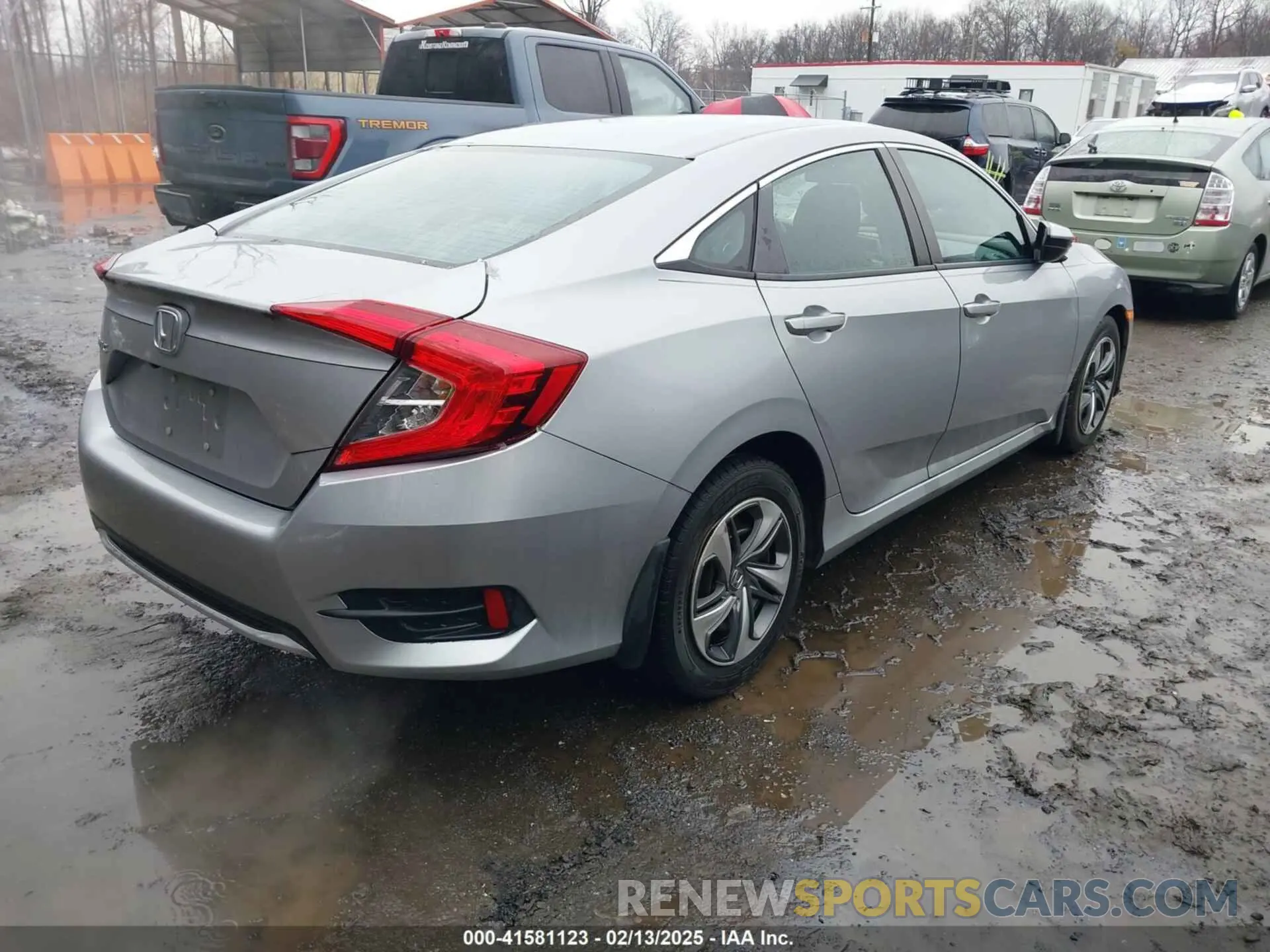 4 Photograph of a damaged car 2HGFC2F66LH502635 HONDA CIVIC 2020