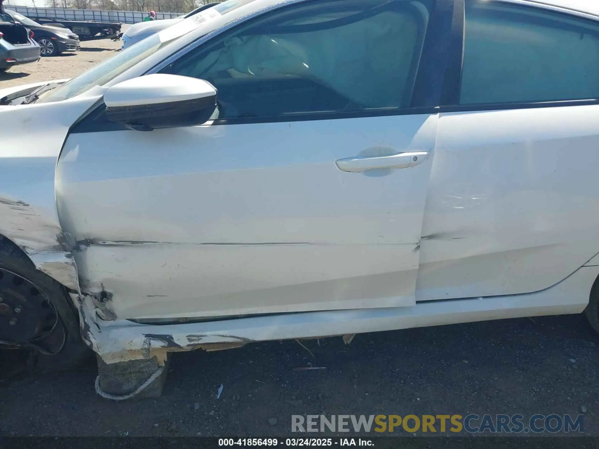 16 Photograph of a damaged car 2HGFC2F66LH568747 HONDA CIVIC 2020