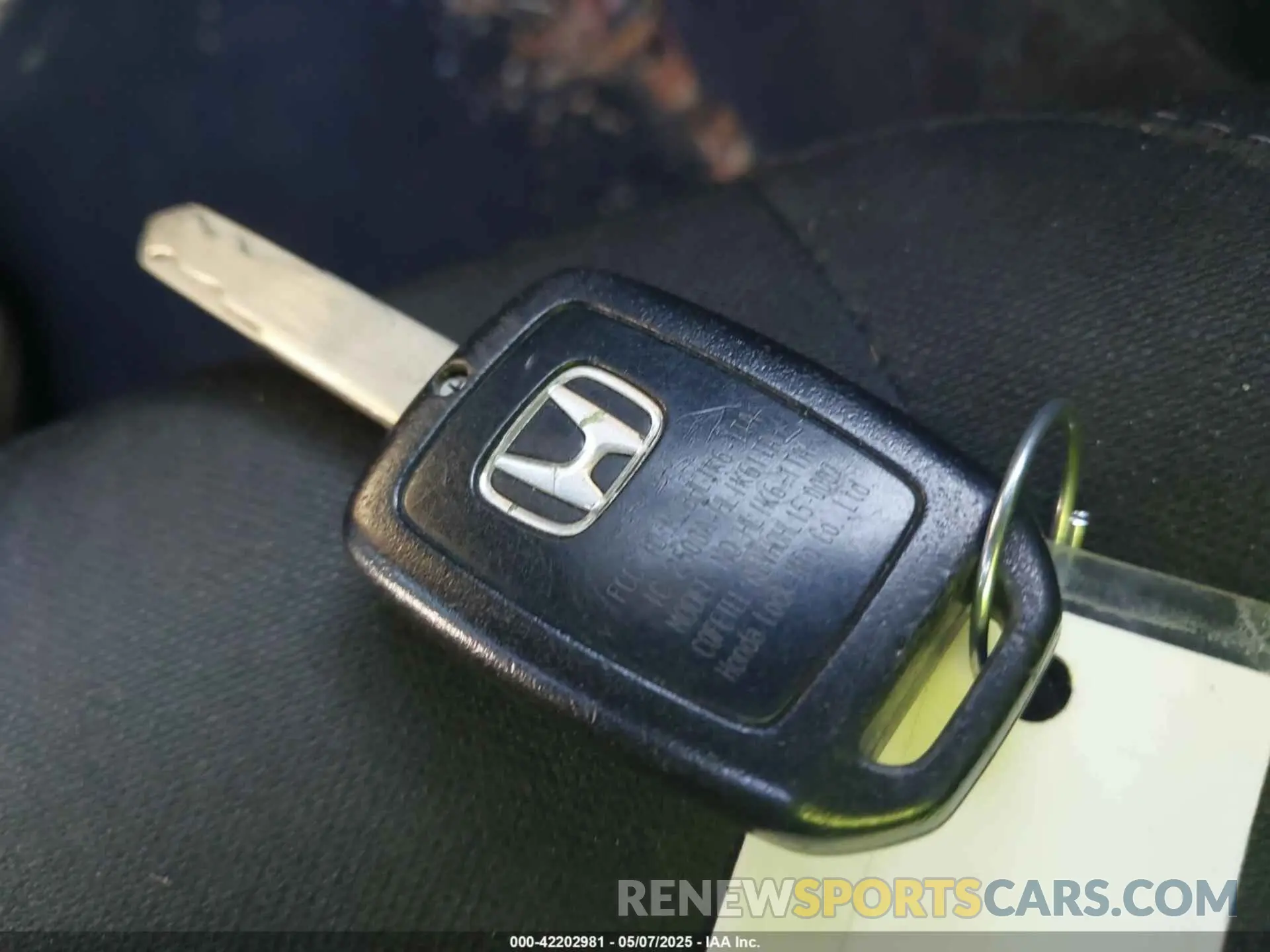 11 Photograph of a damaged car 2HGFC2F66LH580784 HONDA CIVIC 2020