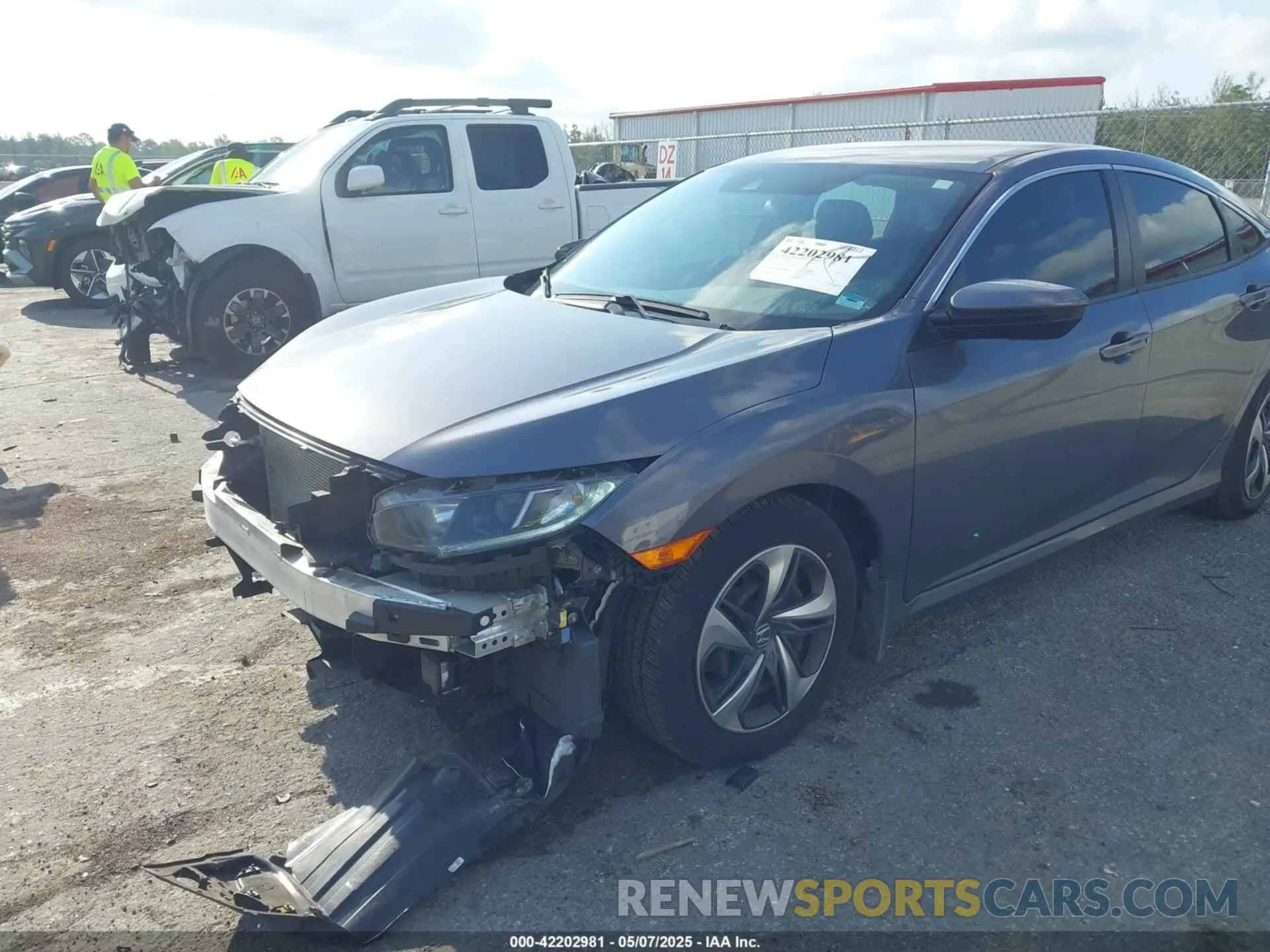 6 Photograph of a damaged car 2HGFC2F66LH580784 HONDA CIVIC 2020