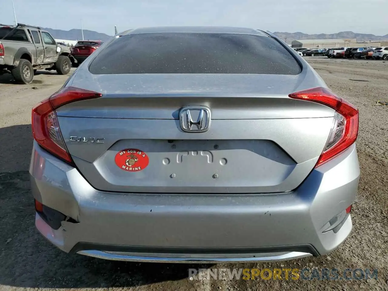 6 Photograph of a damaged car 2HGFC2F67LH518634 HONDA CIVIC 2020