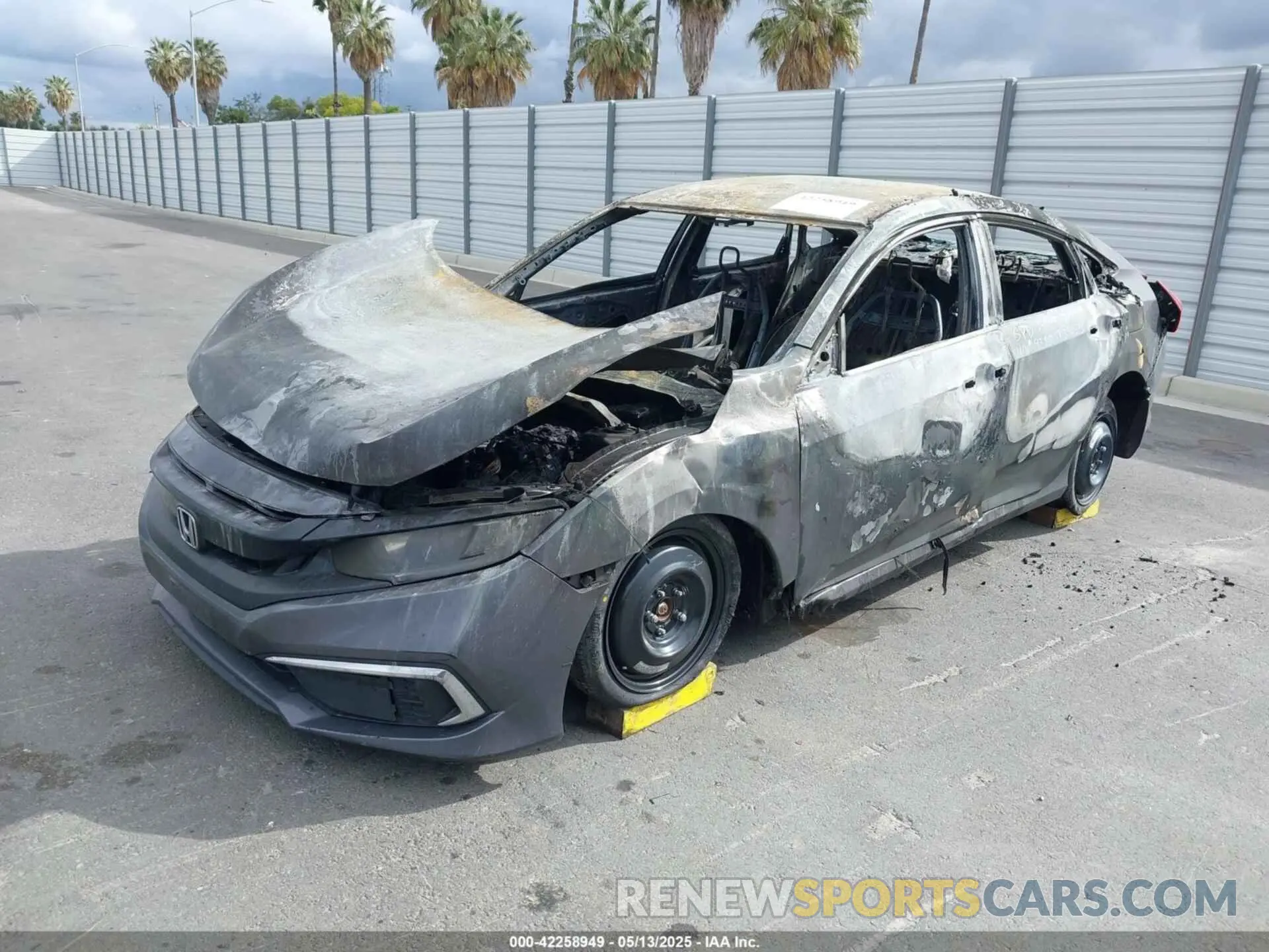 2 Фотография поврежденного автомобиля 2HGFC2F67LH539385 HONDA CIVIC 2020
