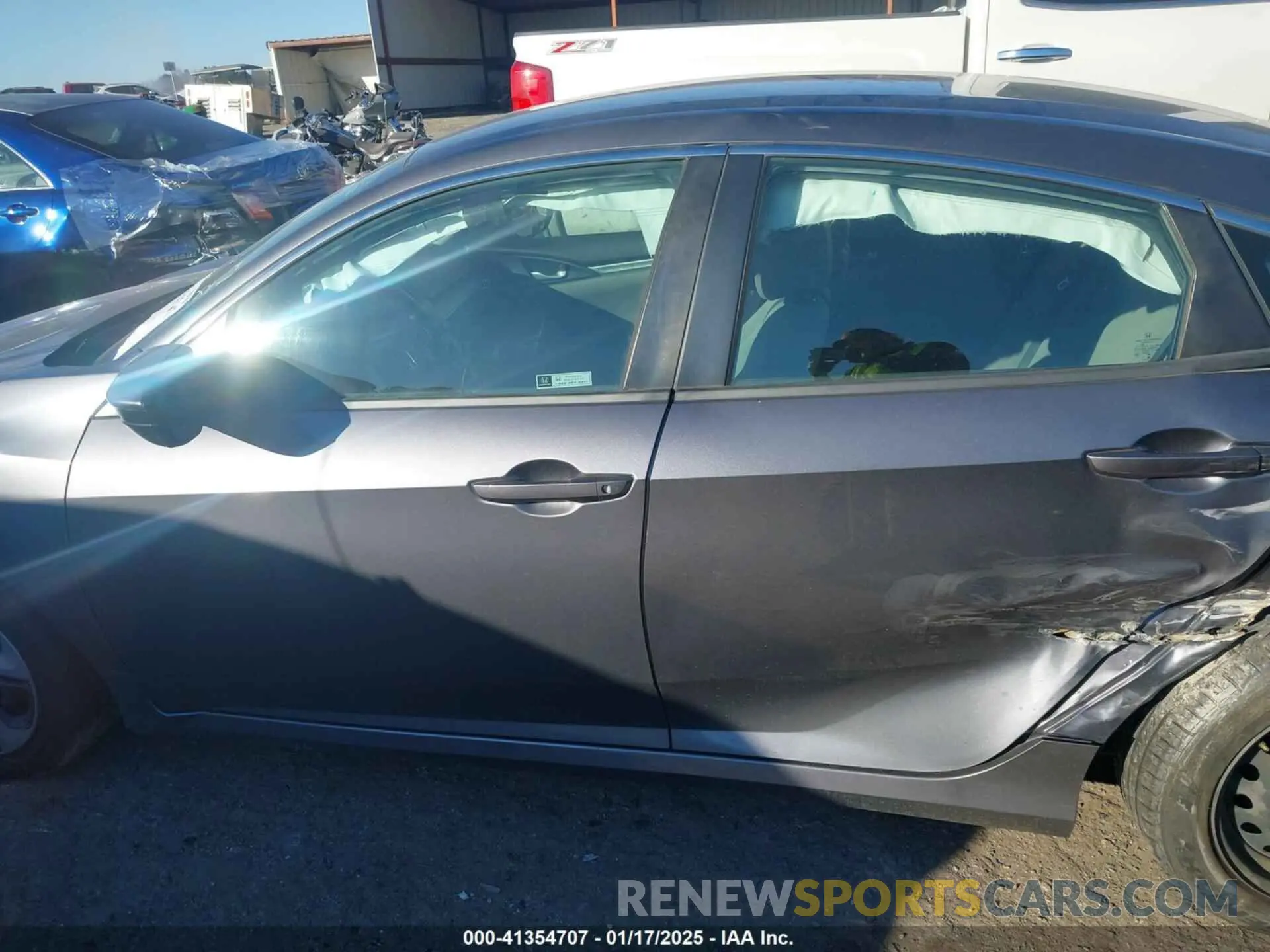 14 Photograph of a damaged car 2HGFC2F67LH543405 HONDA CIVIC 2020