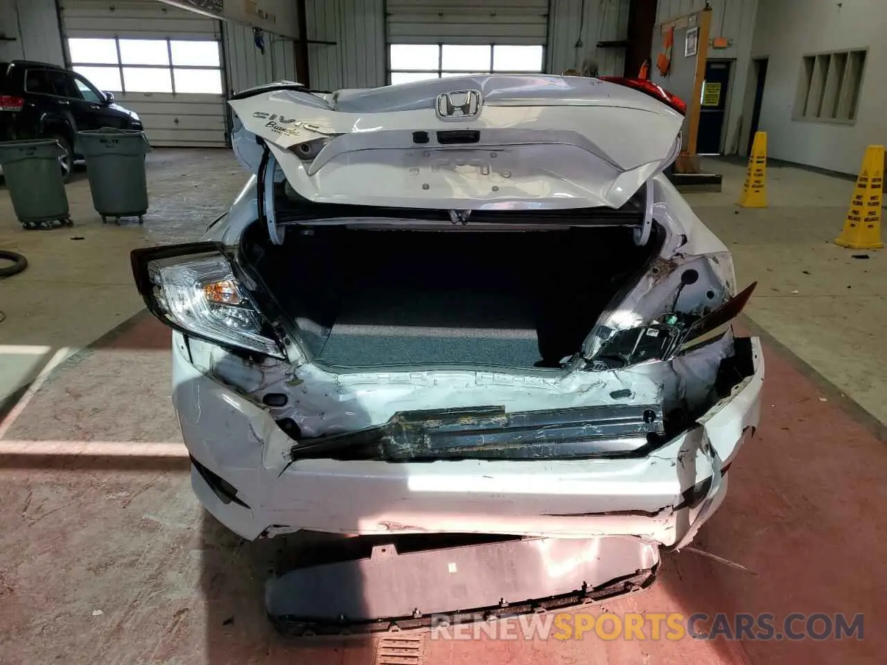 6 Photograph of a damaged car 2HGFC2F67LH568322 HONDA CIVIC 2020