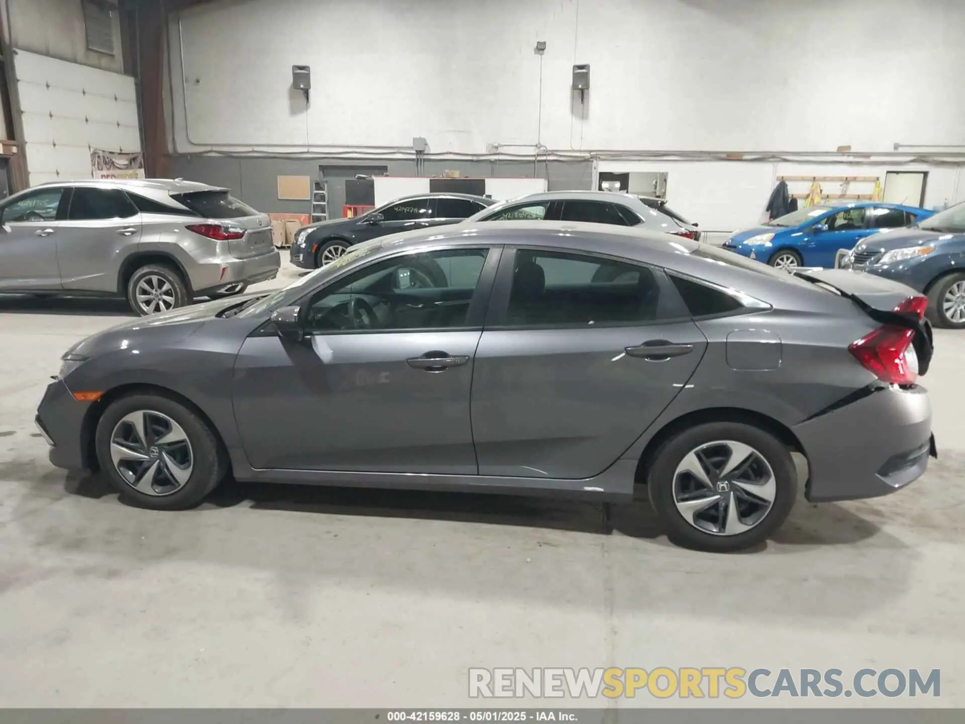 14 Photograph of a damaged car 2HGFC2F68LH512583 HONDA CIVIC 2020
