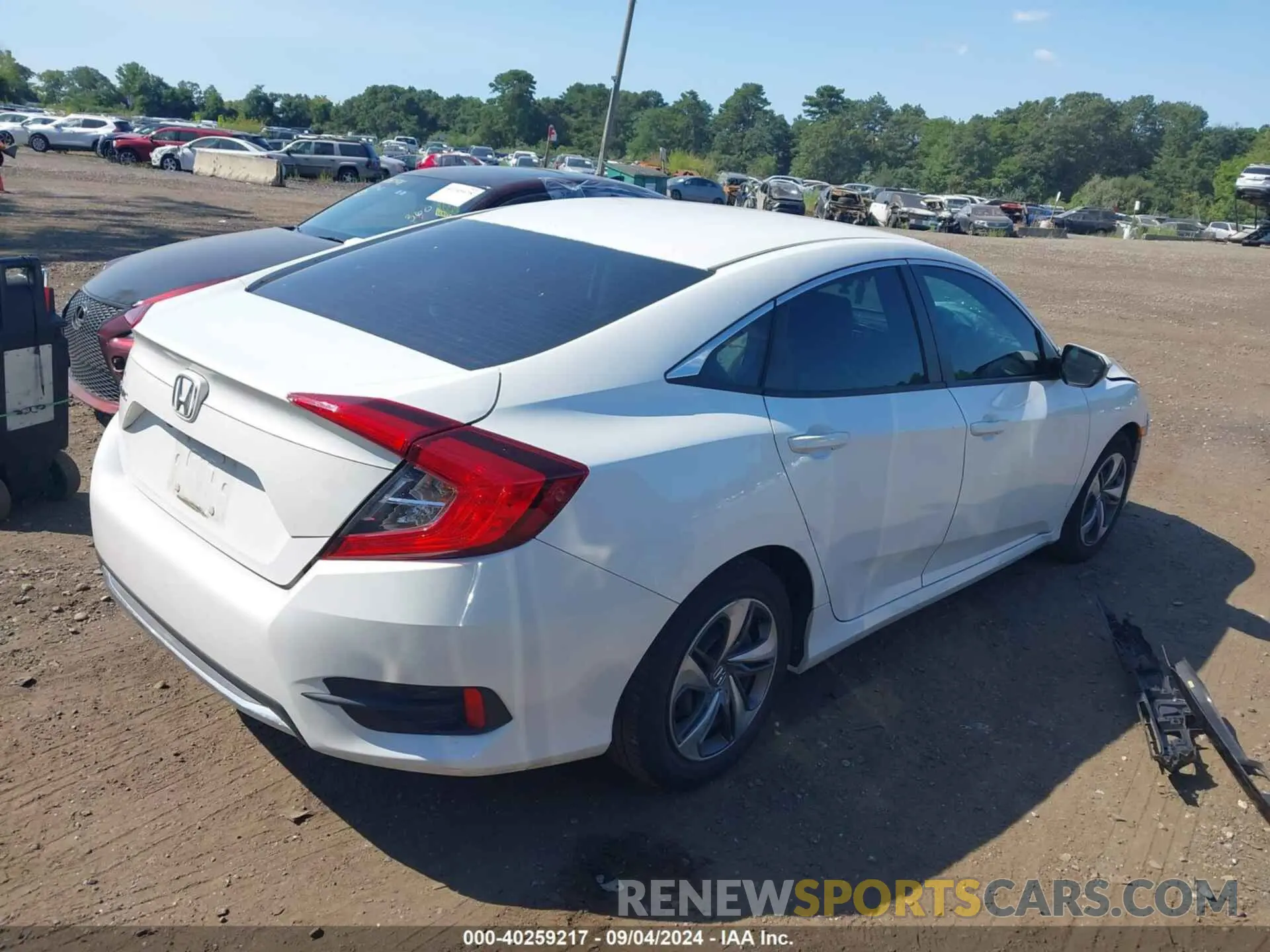 4 Photograph of a damaged car 2HGFC2F68LH528718 HONDA CIVIC 2020