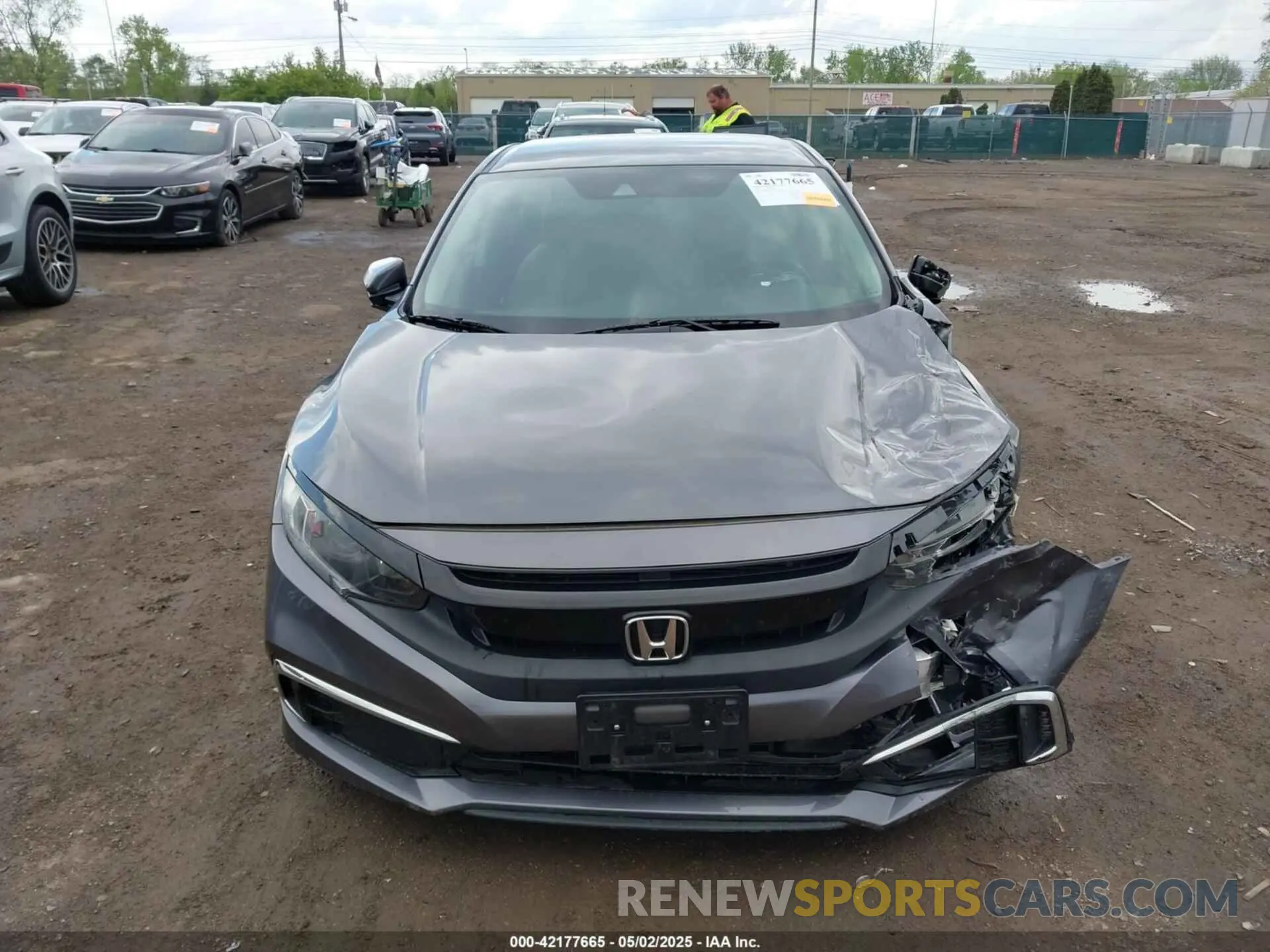 13 Photograph of a damaged car 2HGFC2F68LH537998 HONDA CIVIC 2020