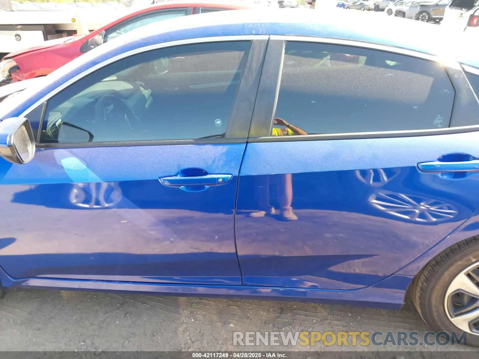15 Photograph of a damaged car 2HGFC2F68LH582343 HONDA CIVIC 2020
