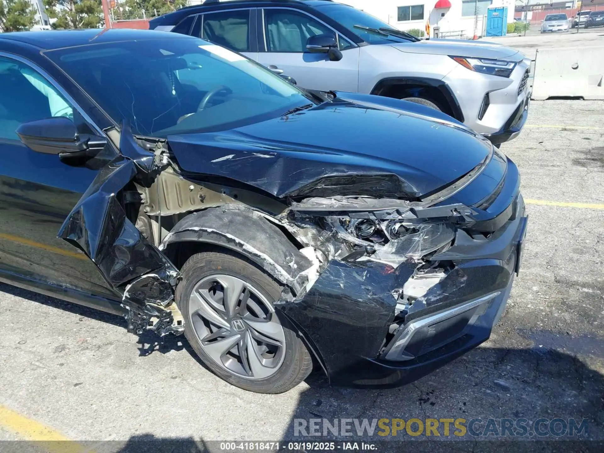 18 Photograph of a damaged car 2HGFC2F68LH587221 HONDA CIVIC 2020
