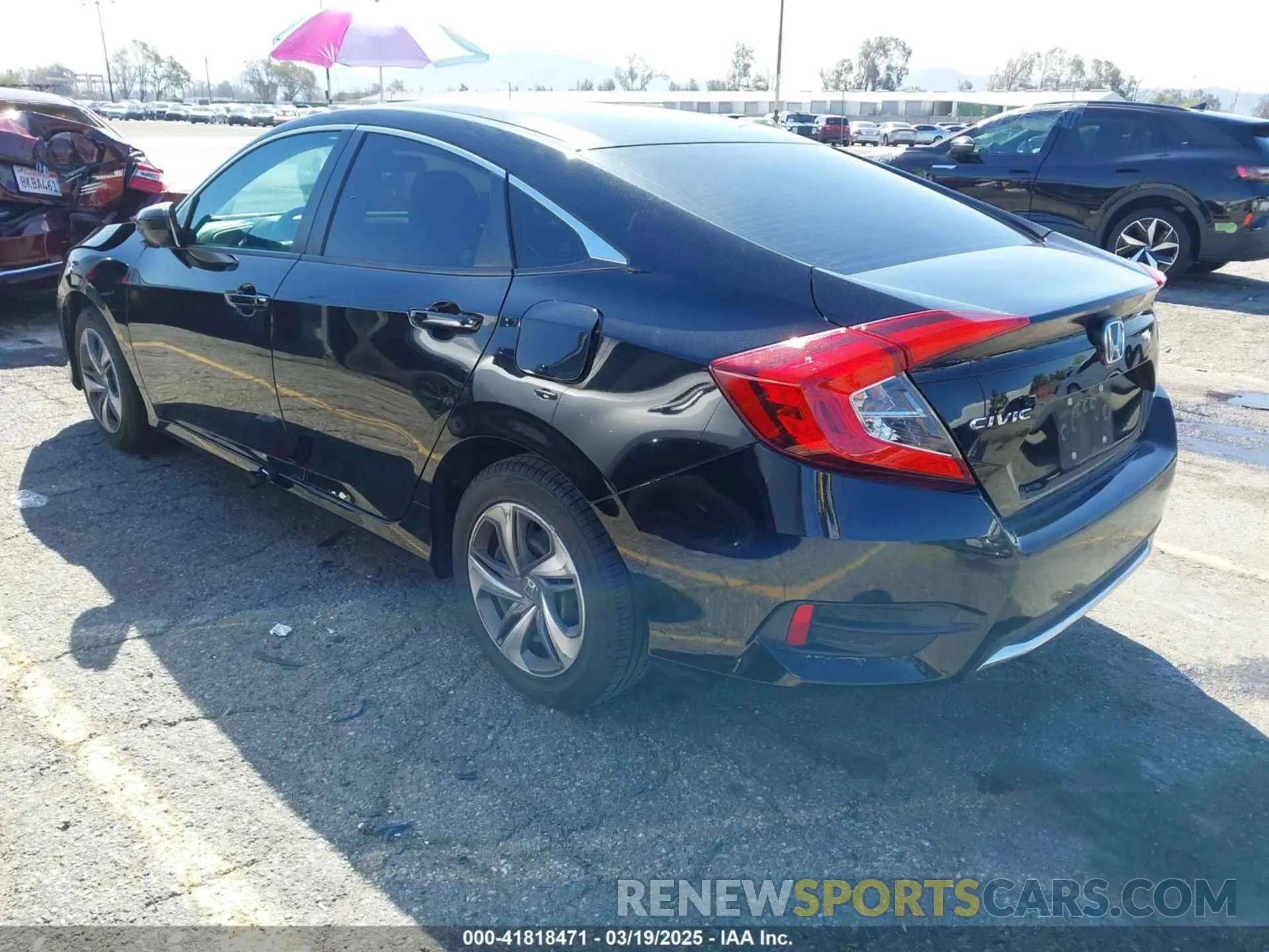 3 Photograph of a damaged car 2HGFC2F68LH587221 HONDA CIVIC 2020