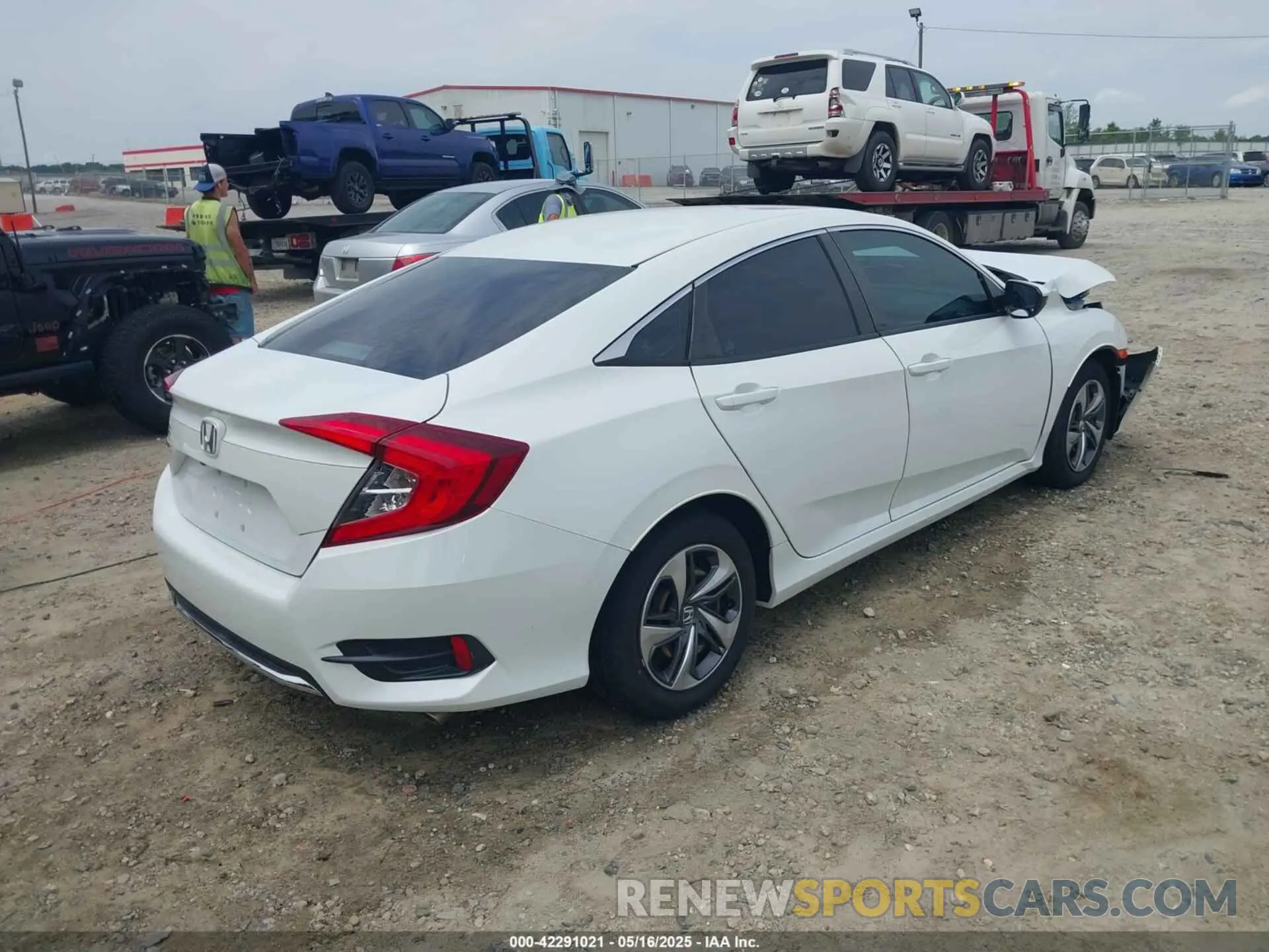 4 Фотография поврежденного автомобиля 2HGFC2F69LH520322 HONDA CIVIC 2020