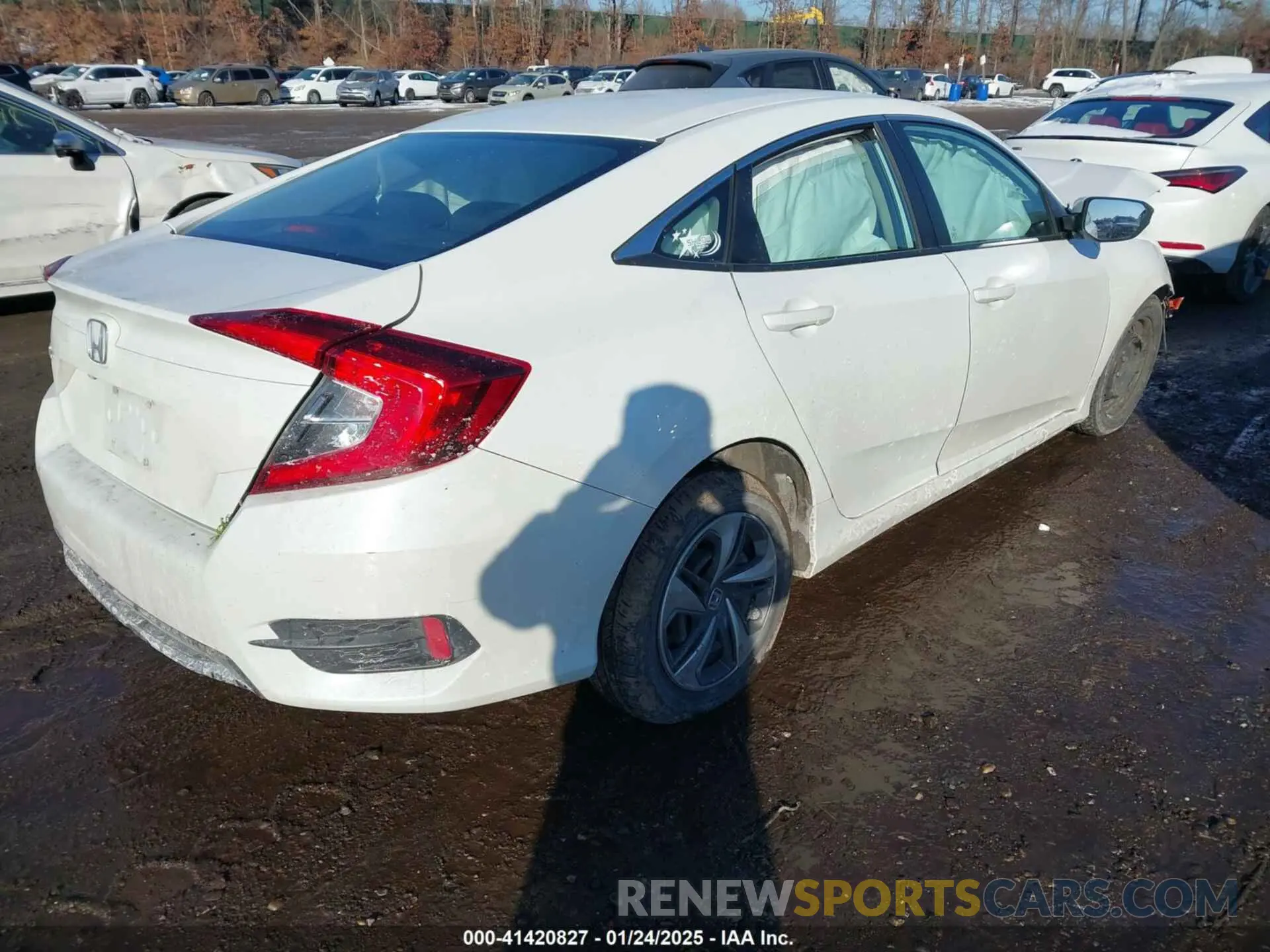 4 Фотография поврежденного автомобиля 2HGFC2F69LH523723 HONDA CIVIC 2020