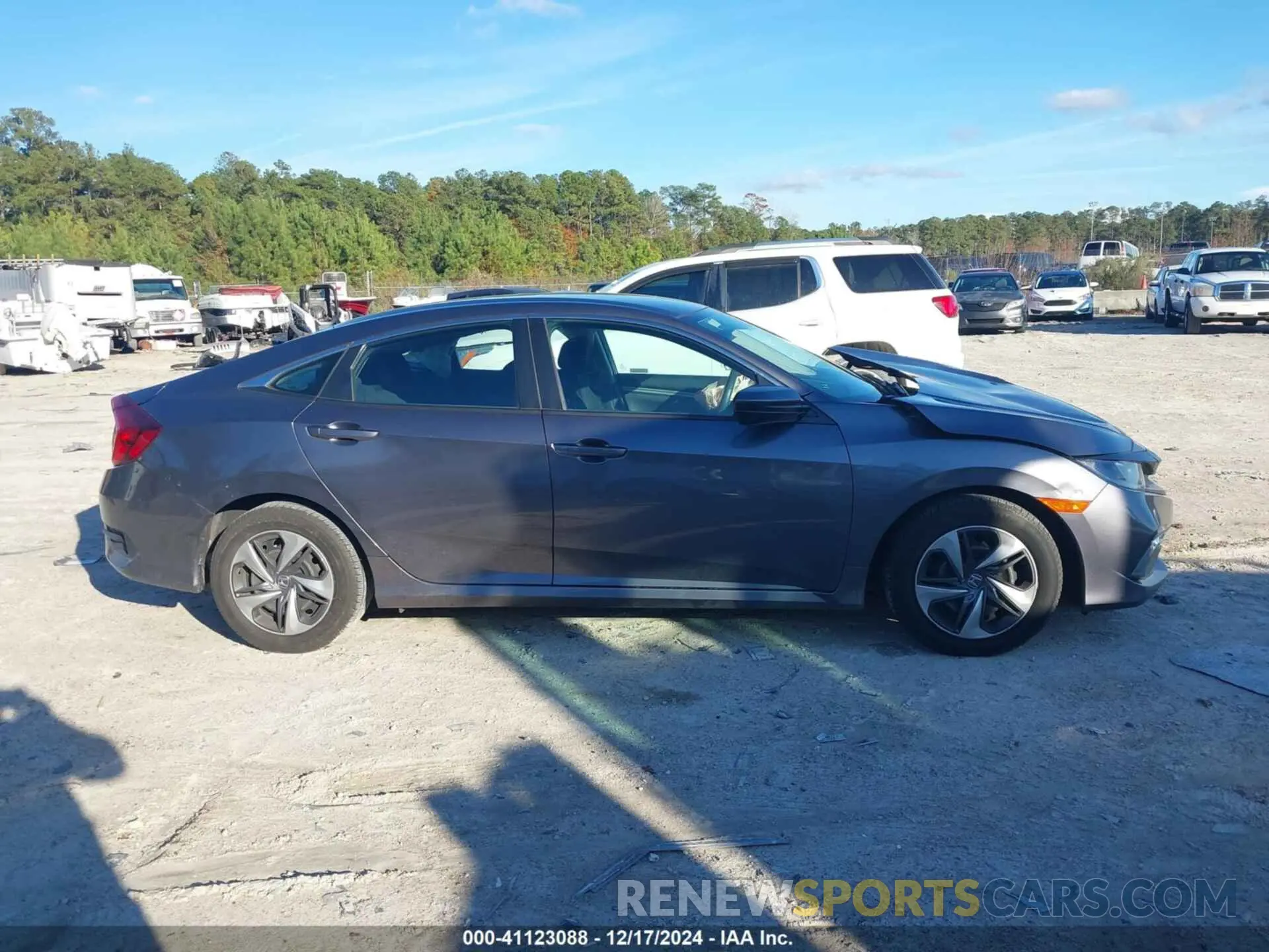 13 Photograph of a damaged car 2HGFC2F69LH594243 HONDA CIVIC 2020