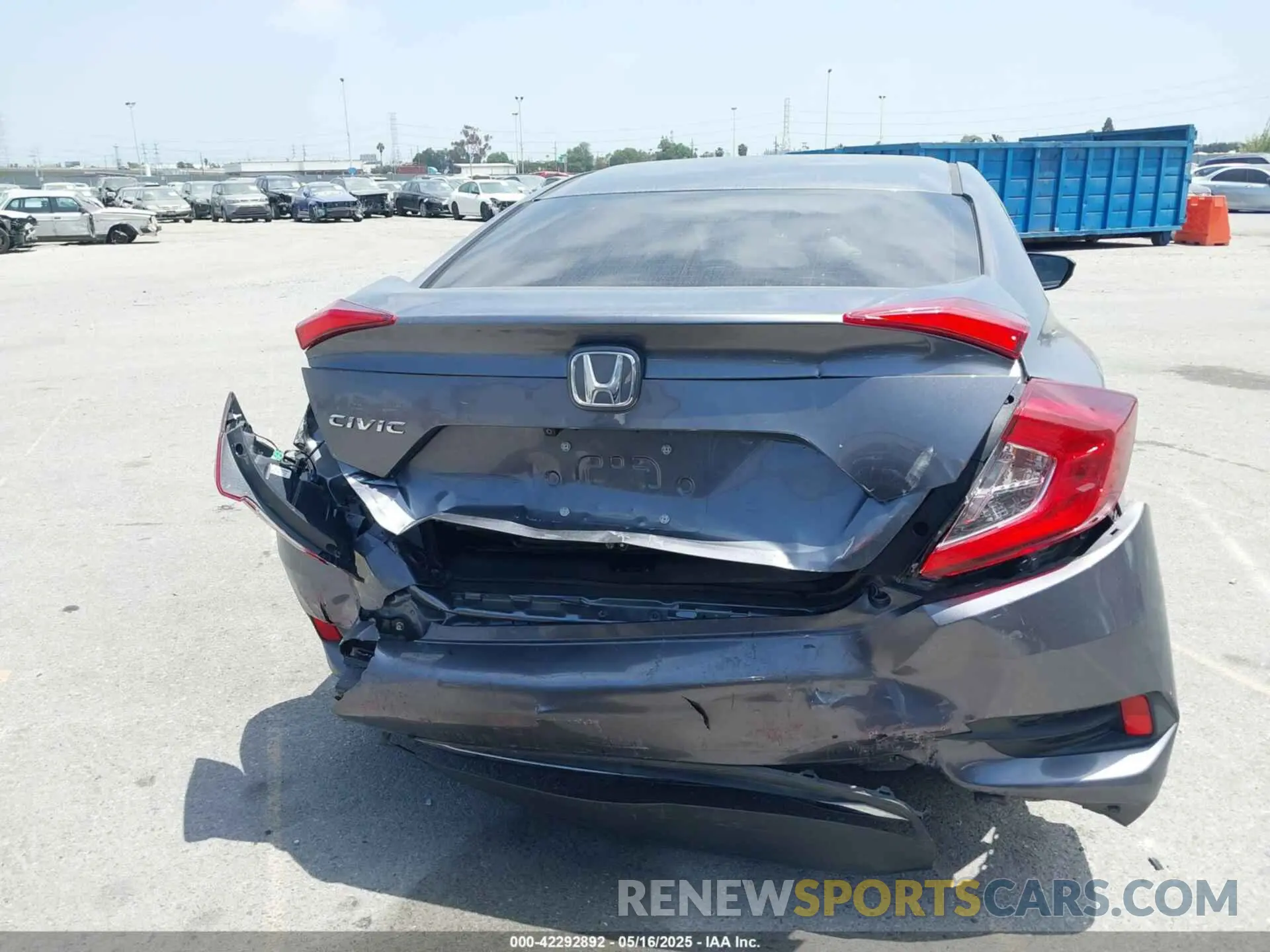 16 Photograph of a damaged car 2HGFC2F6XLH528798 HONDA CIVIC 2020