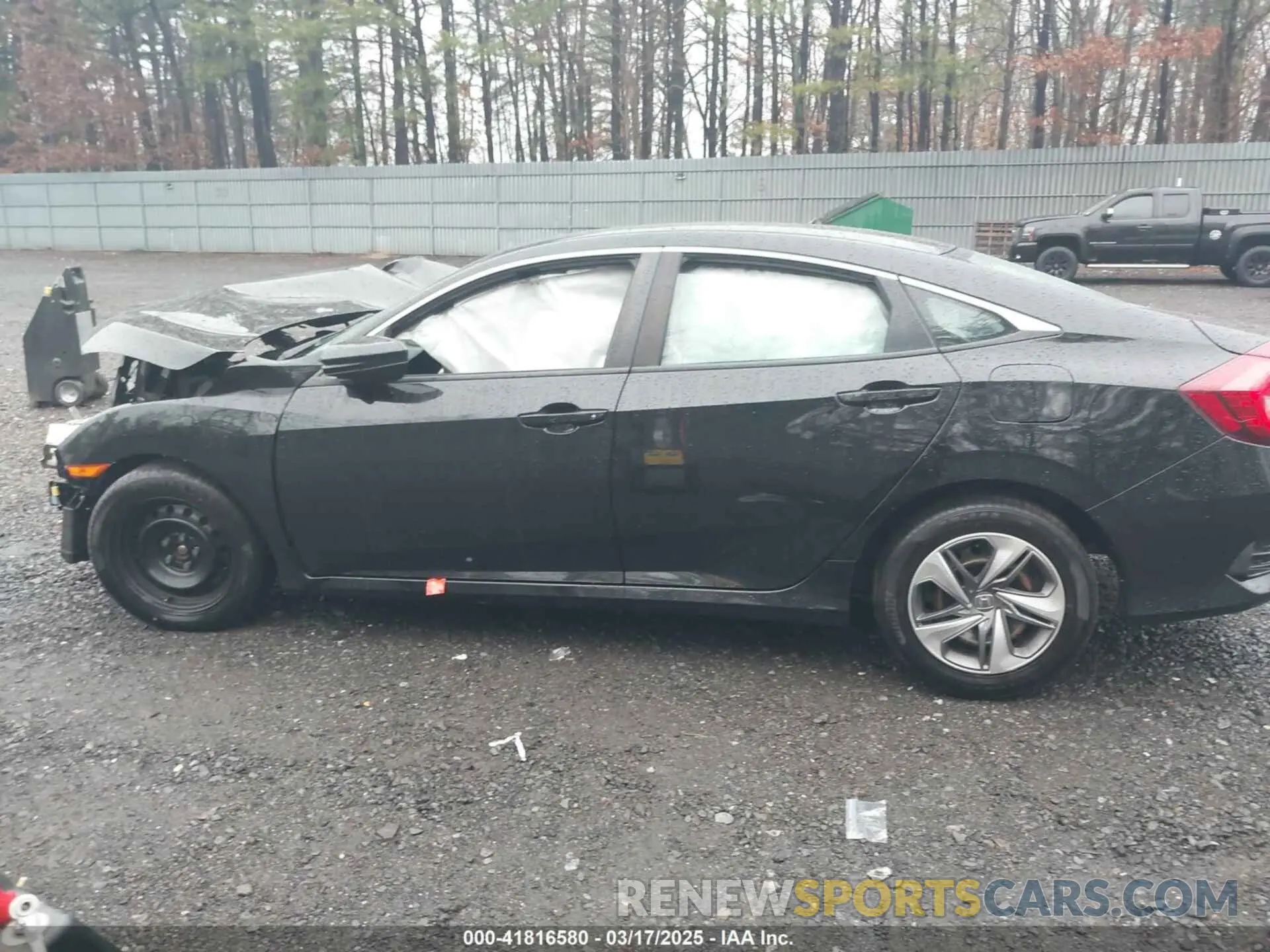 13 Photograph of a damaged car 2HGFC2F6XLH531197 HONDA CIVIC 2020