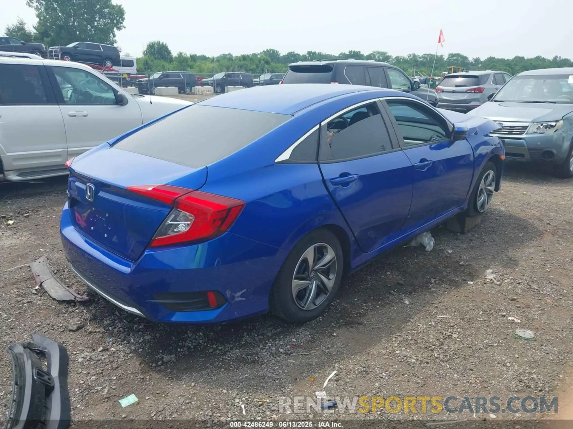4 Фотография поврежденного автомобиля 2HGFC2F6XLH558769 HONDA CIVIC 2020