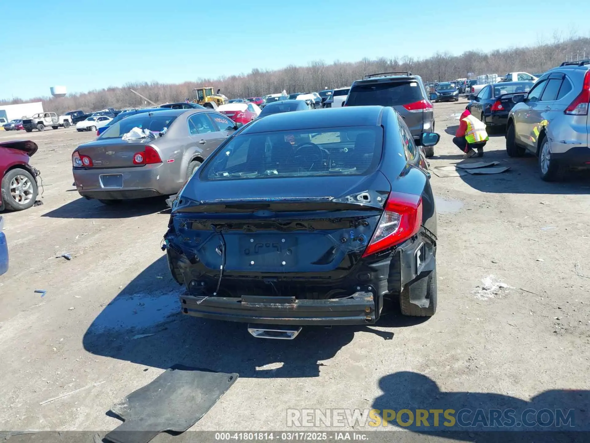 17 Photograph of a damaged car 2HGFC2F81LH591709 HONDA CIVIC 2020