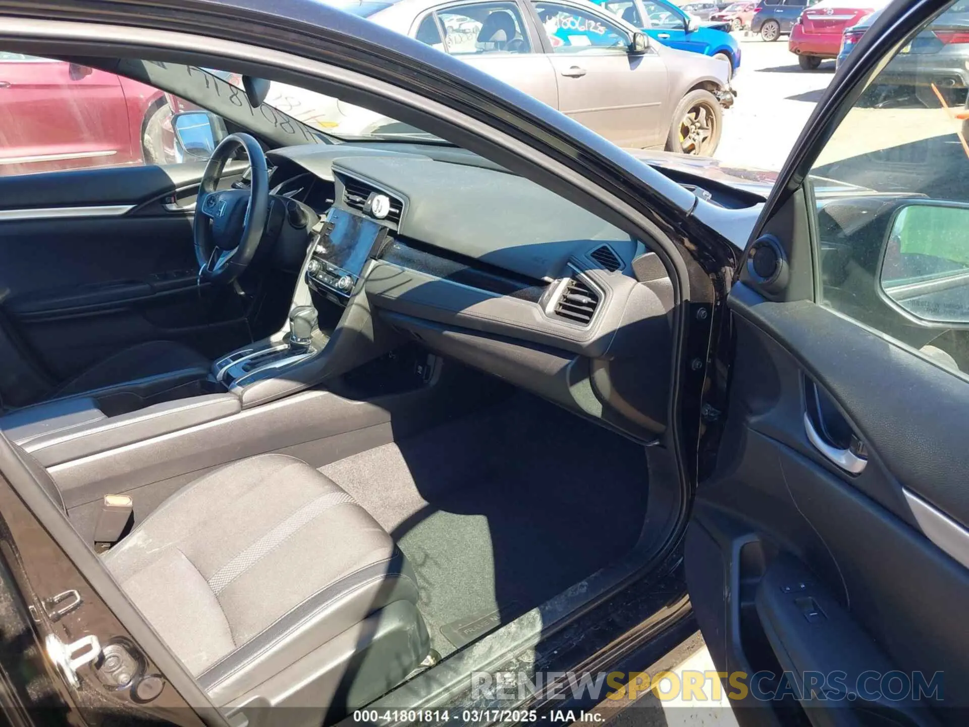 5 Photograph of a damaged car 2HGFC2F81LH591709 HONDA CIVIC 2020