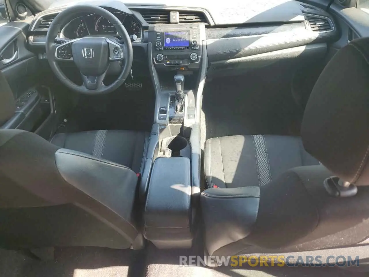 8 Photograph of a damaged car 2HGFC2F82LH570500 HONDA CIVIC 2020