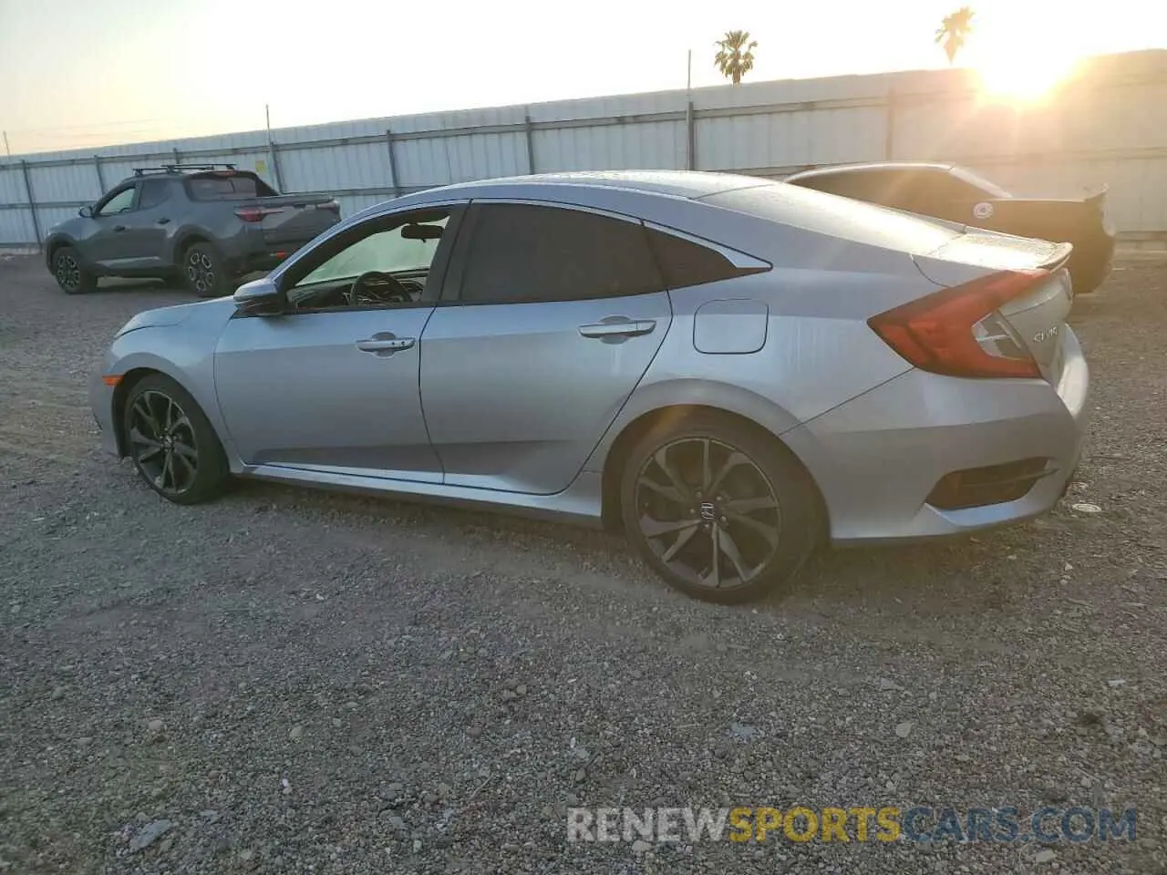 2 Photograph of a damaged car 2HGFC2F82LH580122 HONDA CIVIC 2020
