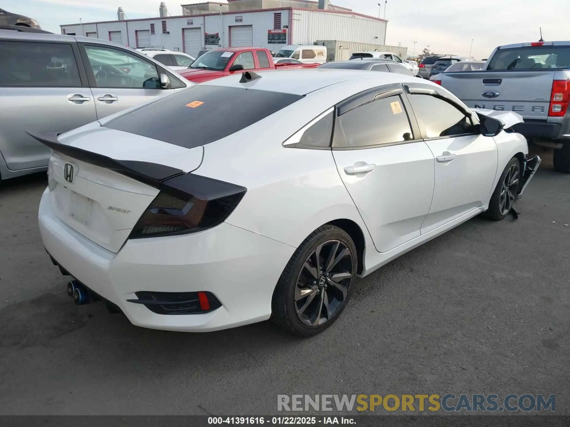 4 Фотография поврежденного автомобиля 2HGFC2F84LH501789 HONDA CIVIC 2020
