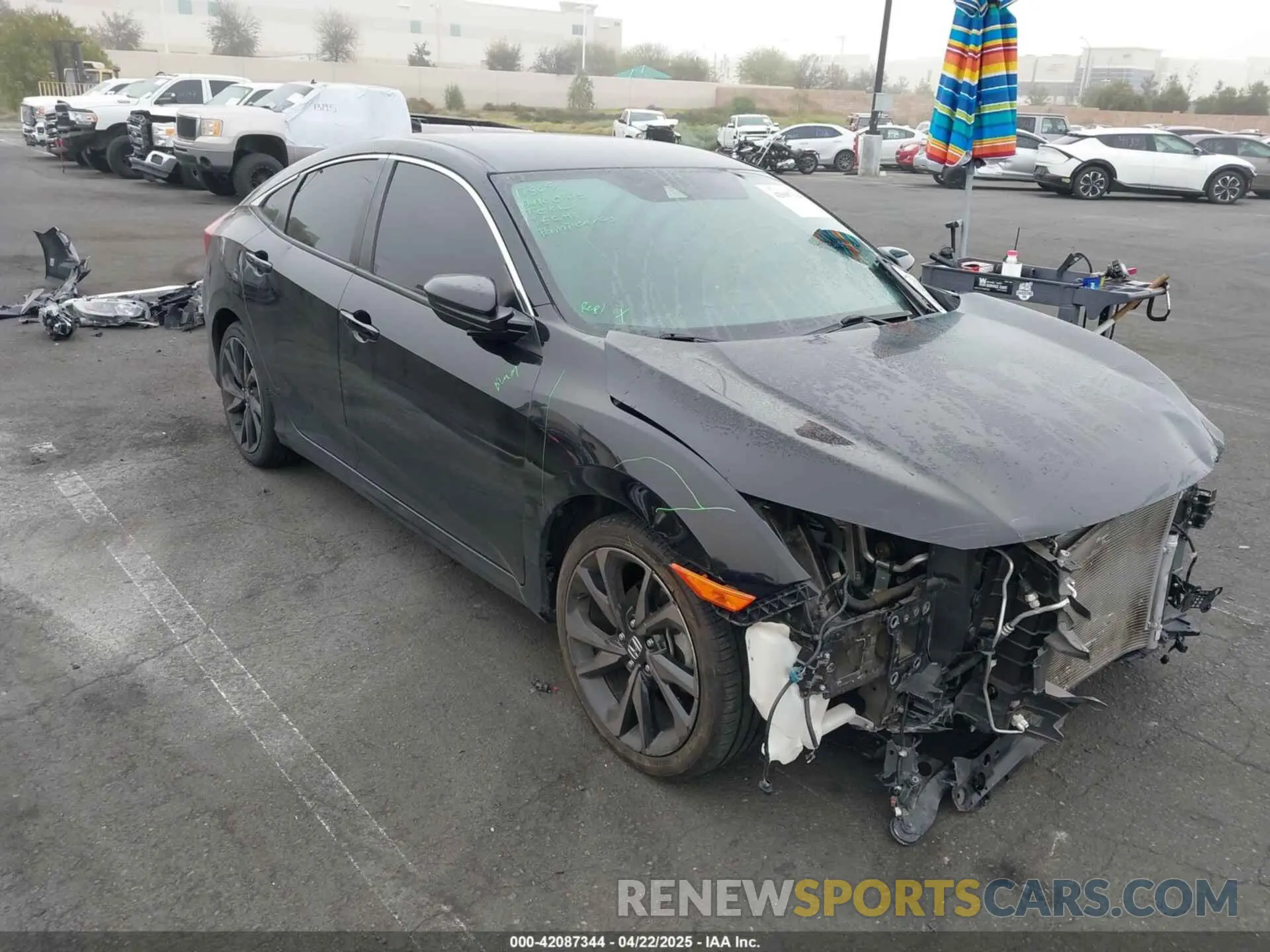 1 Photograph of a damaged car 2HGFC2F84LH535070 HONDA CIVIC 2020