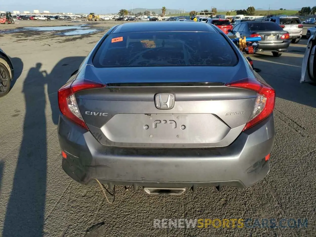 6 Фотография поврежденного автомобиля 2HGFC2F84LH540530 HONDA CIVIC 2020