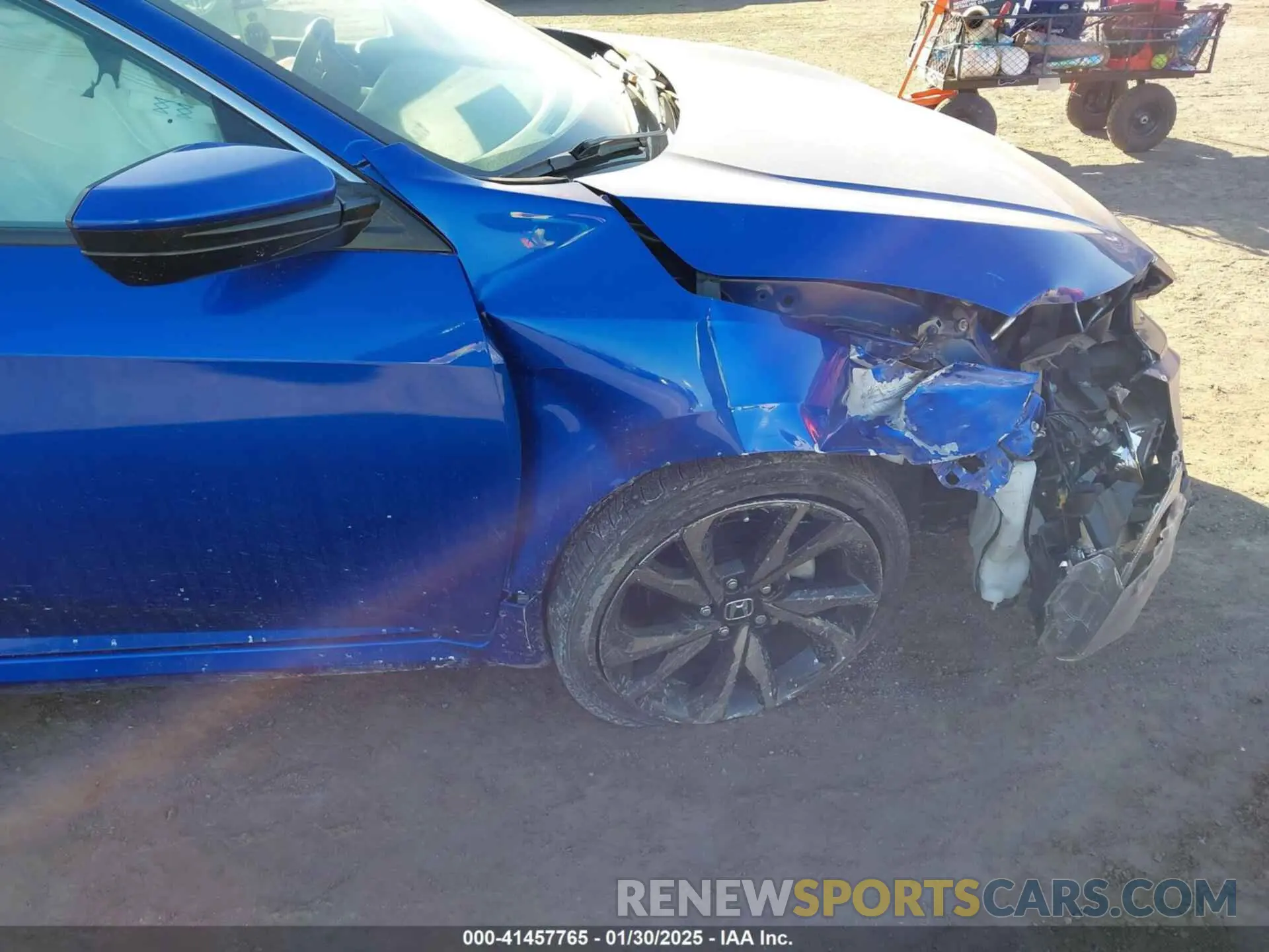 17 Photograph of a damaged car 2HGFC2F85LH501686 HONDA CIVIC 2020
