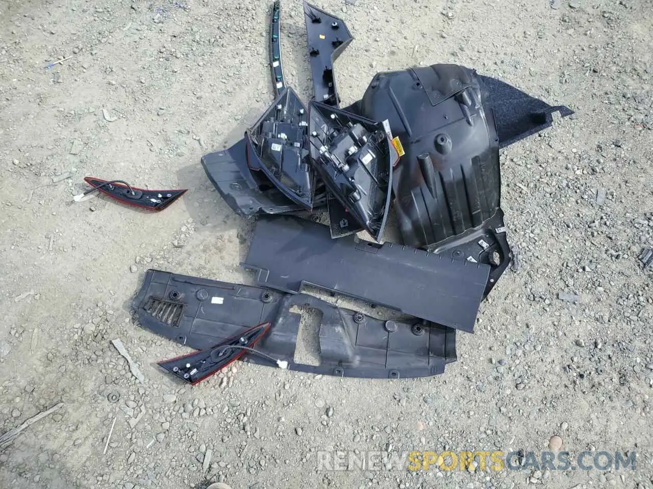 12 Фотография поврежденного автомобиля 2HGFC2F85LH563752 HONDA CIVIC 2020