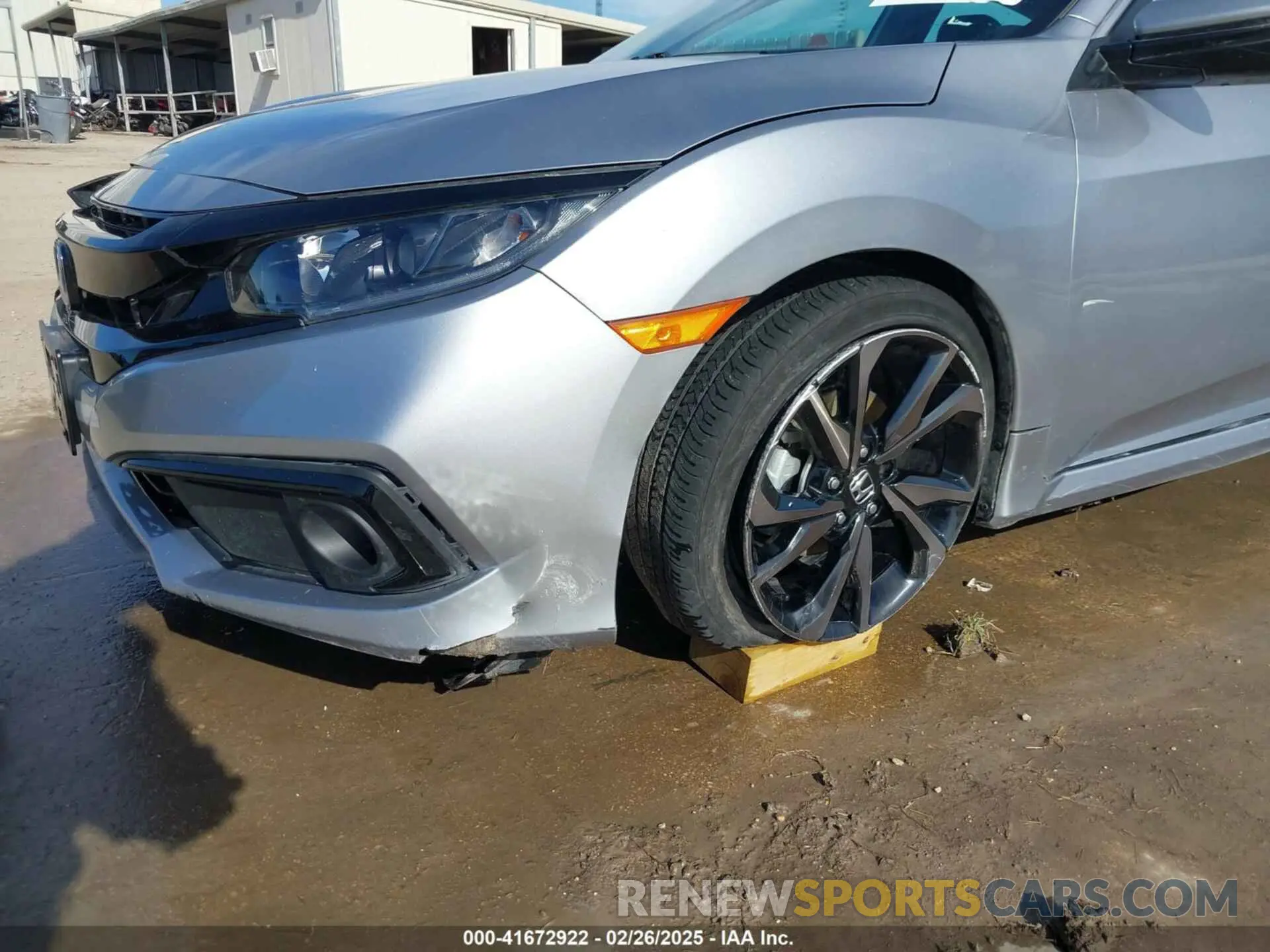 6 Photograph of a damaged car 2HGFC2F85LH585041 HONDA CIVIC 2020
