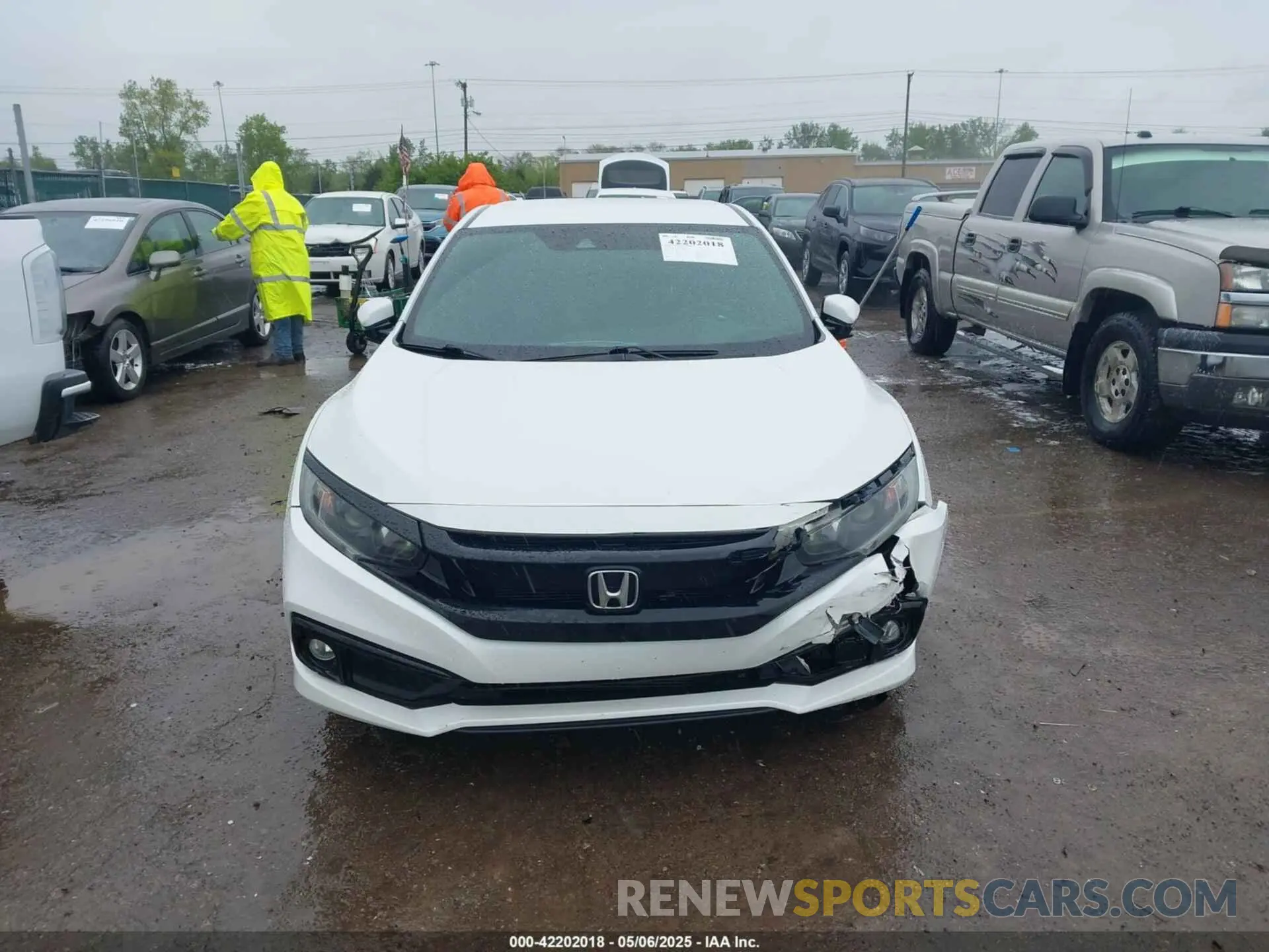 12 Photograph of a damaged car 2HGFC2F87LH532180 HONDA CIVIC 2020
