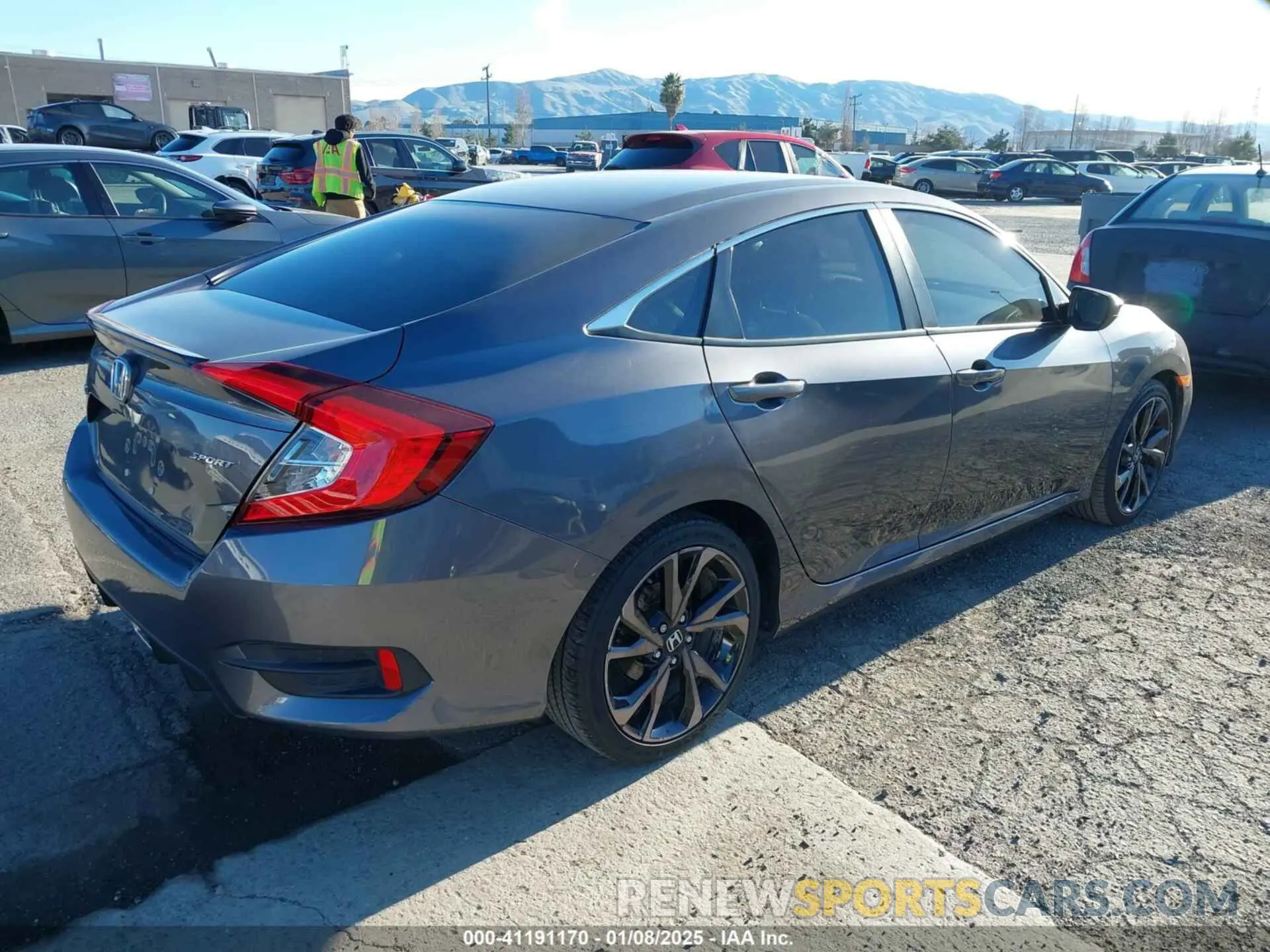 4 Фотография поврежденного автомобиля 2HGFC2F88LH558691 HONDA CIVIC 2020