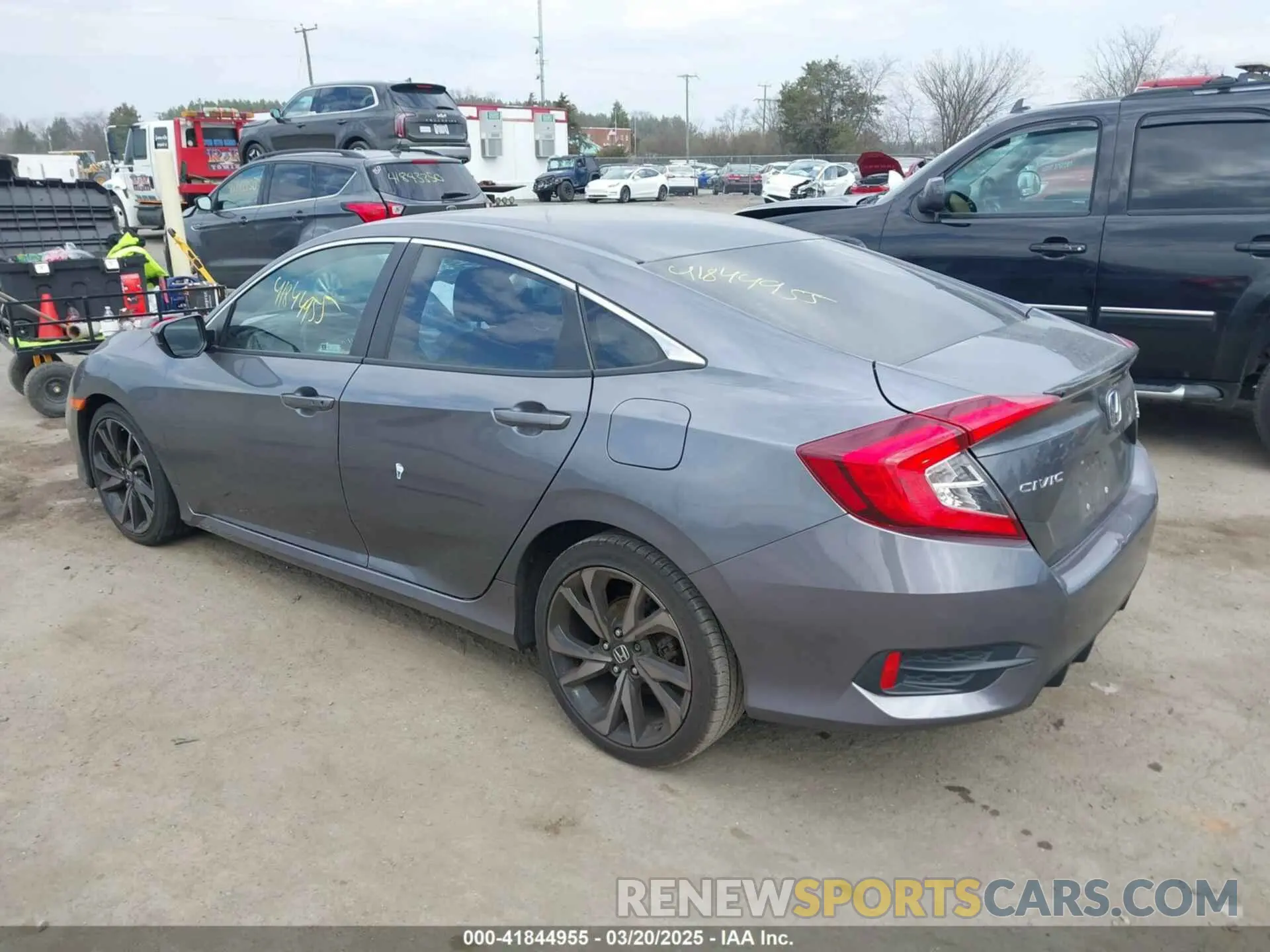 3 Photograph of a damaged car 2HGFC2F89LH503084 HONDA CIVIC 2020