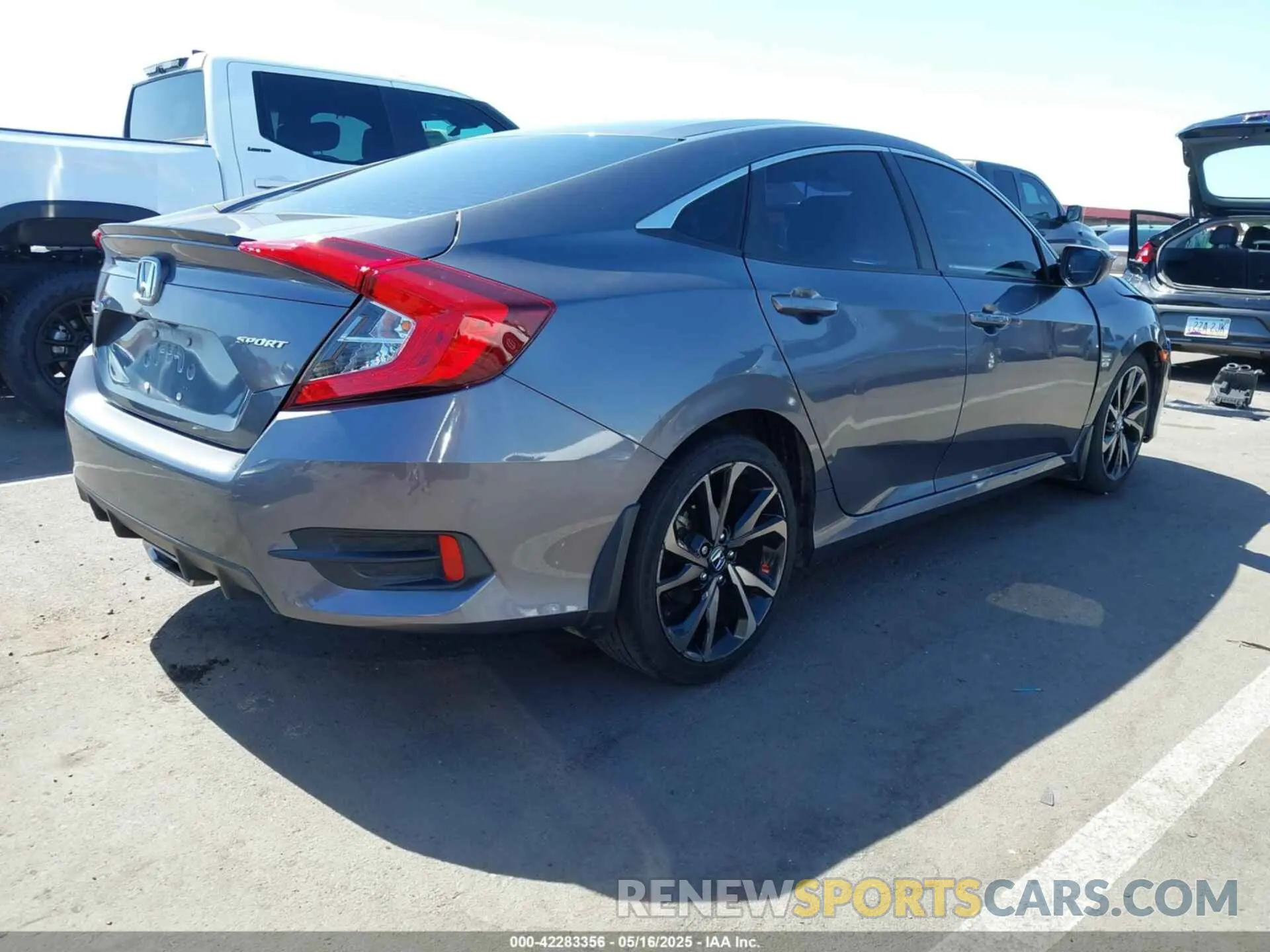 4 Photograph of a damaged car 2HGFC2F89LH590405 HONDA CIVIC 2020