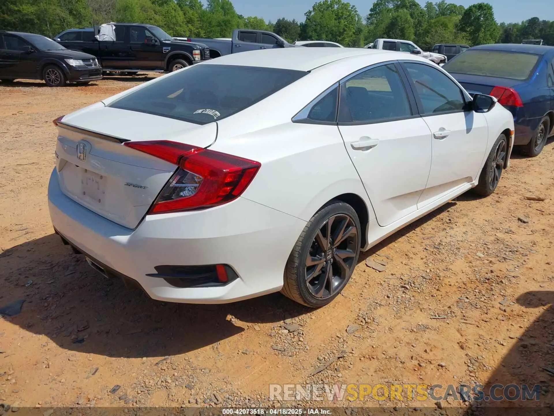 4 Photograph of a damaged car 2HGFC2F8XLH504597 HONDA CIVIC 2020