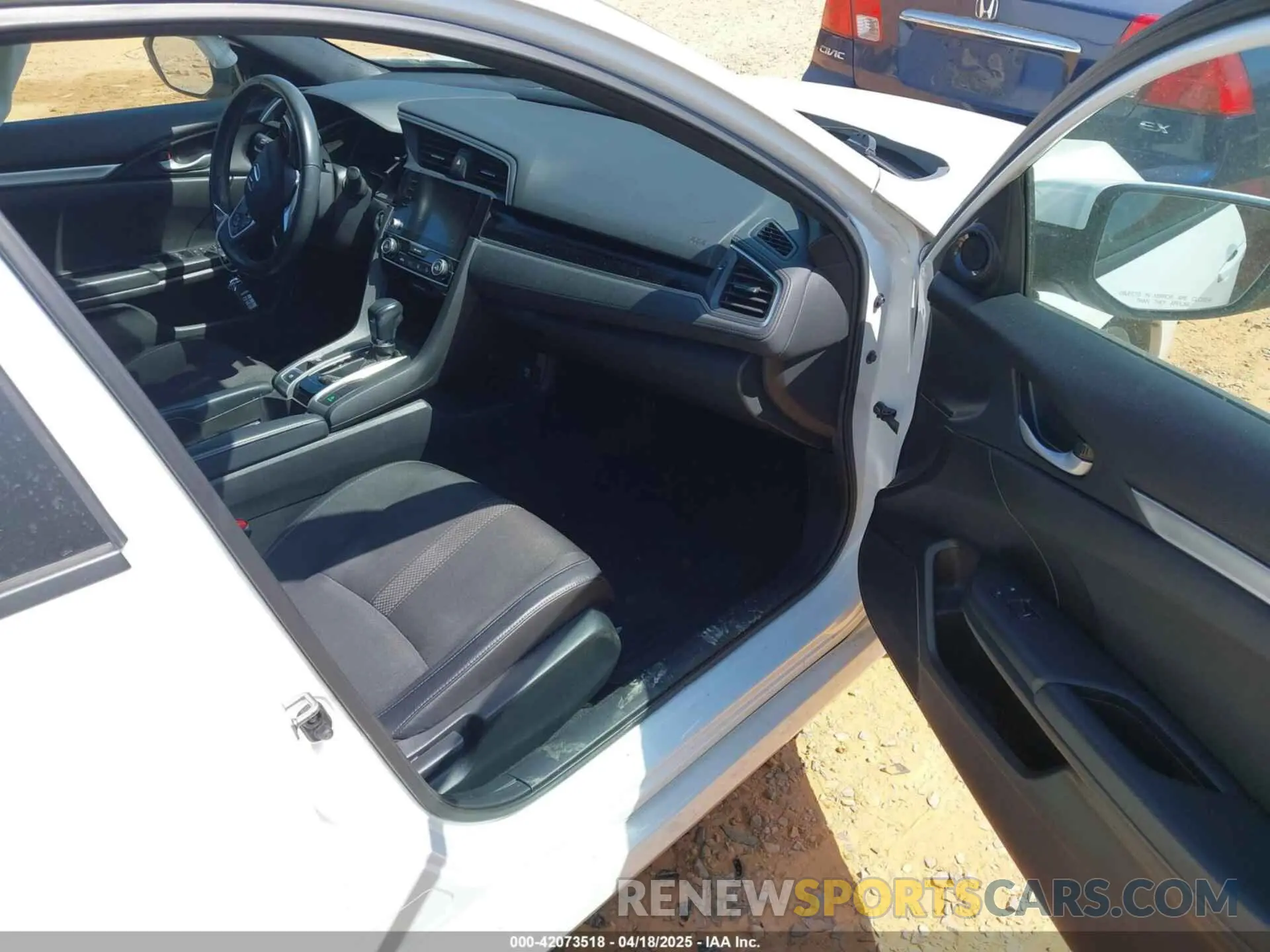 5 Photograph of a damaged car 2HGFC2F8XLH504597 HONDA CIVIC 2020